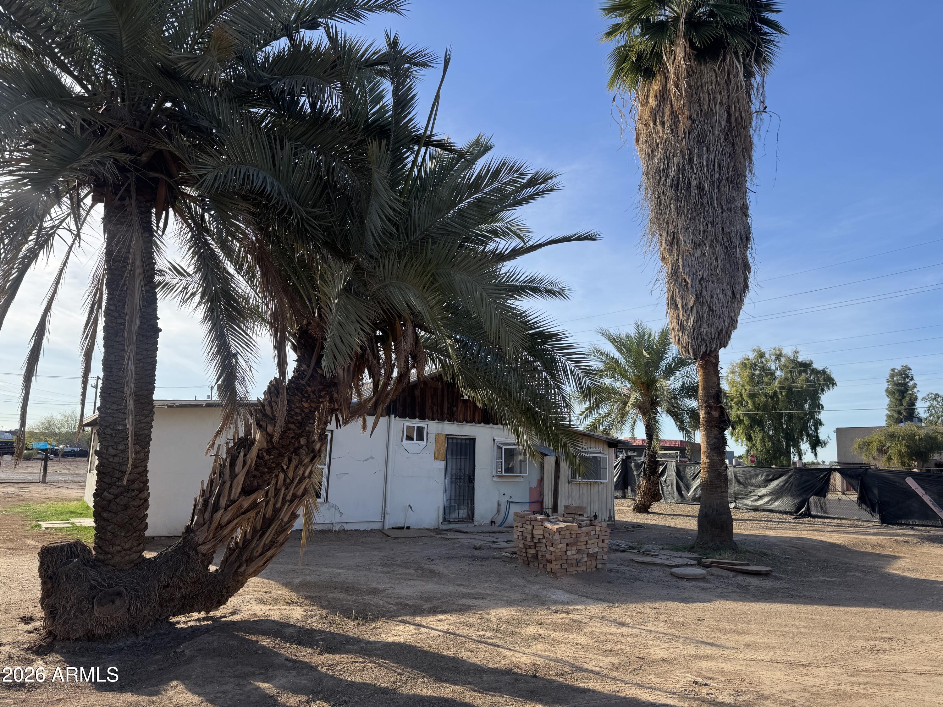 JOHNSON PLACE - Commercial Sale
