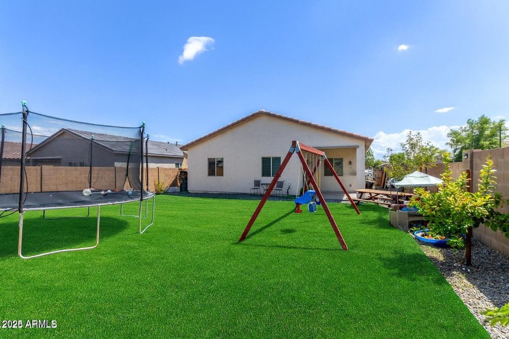 Photo of 334 W Kona Drive, Casa Grande, AZ 85122 (MLS # 6906887)