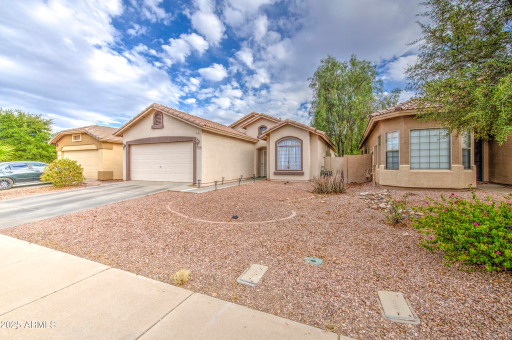 Photo of 13021 W Windrose Drive, El Mirage, AZ 85335 (MLS # 6897959)