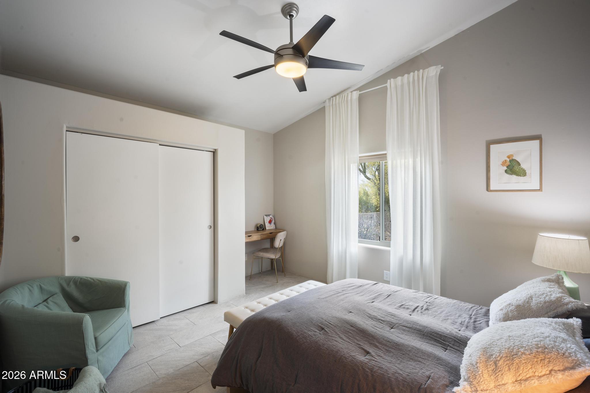 COUNTY ISLAND - Residential