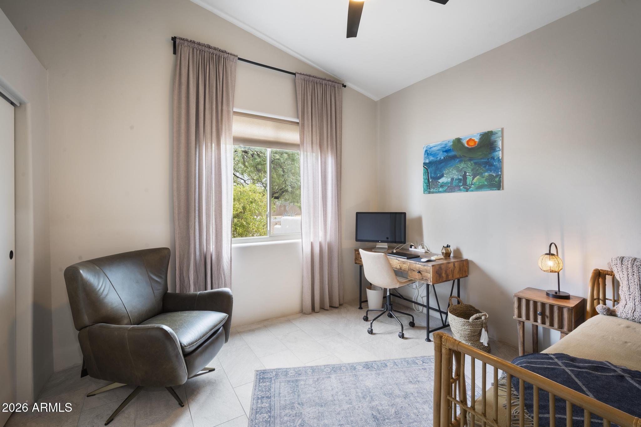 COUNTY ISLAND - Residential