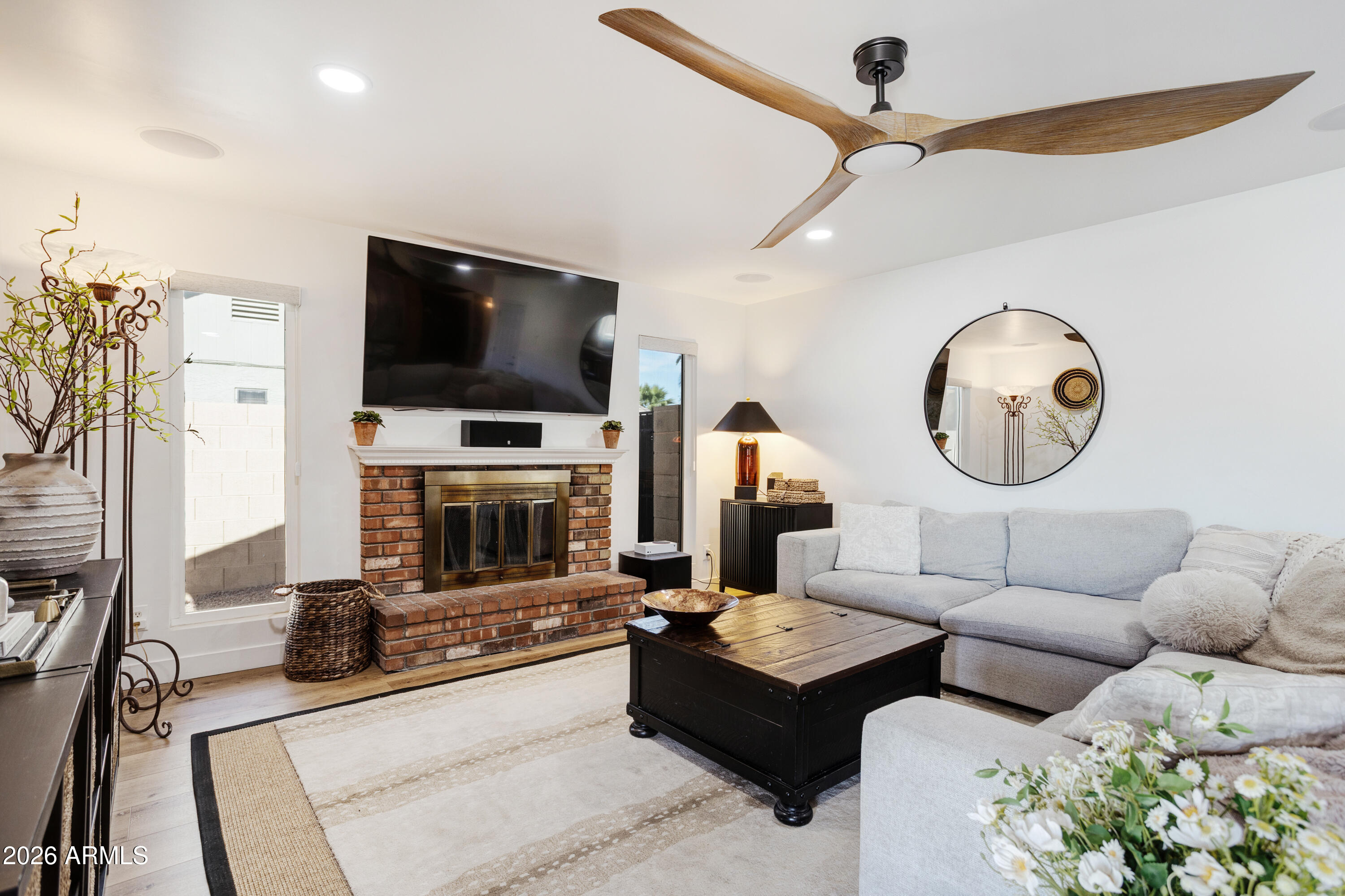 1609 W MCNAIR Street