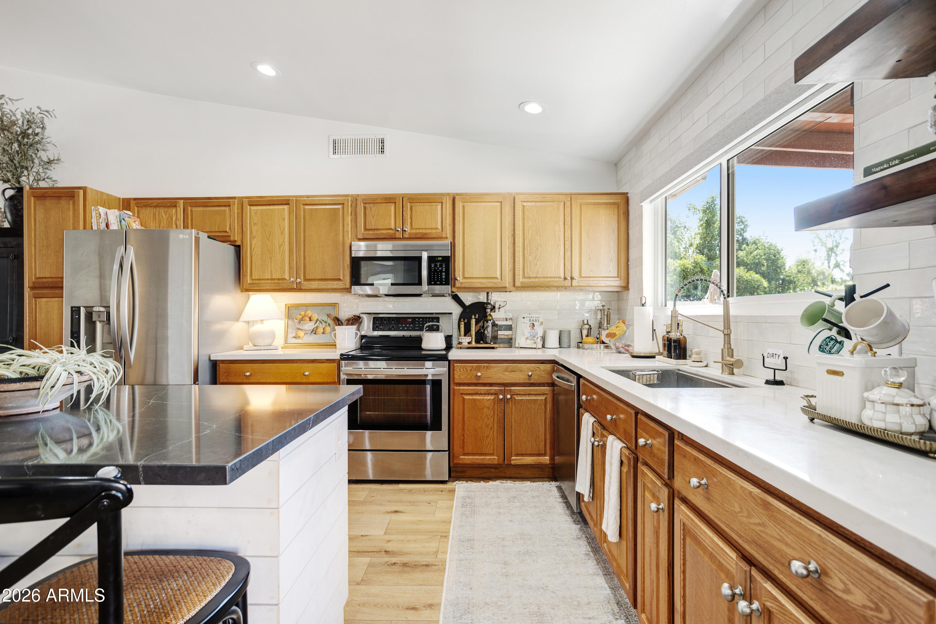 1609 W MCNAIR Street