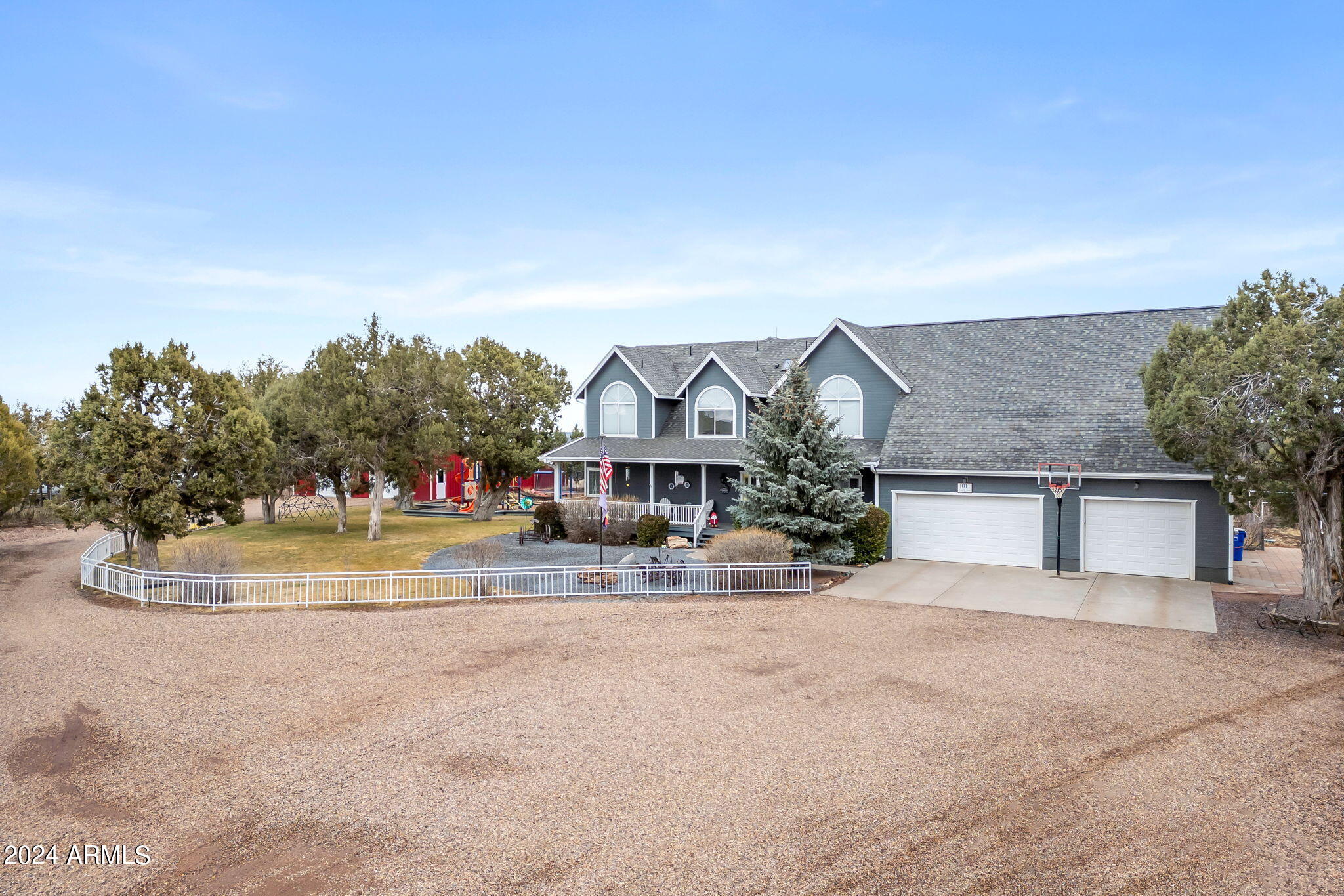1011 DUSTY Lane