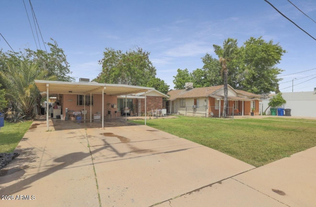 216 S HOBSON --