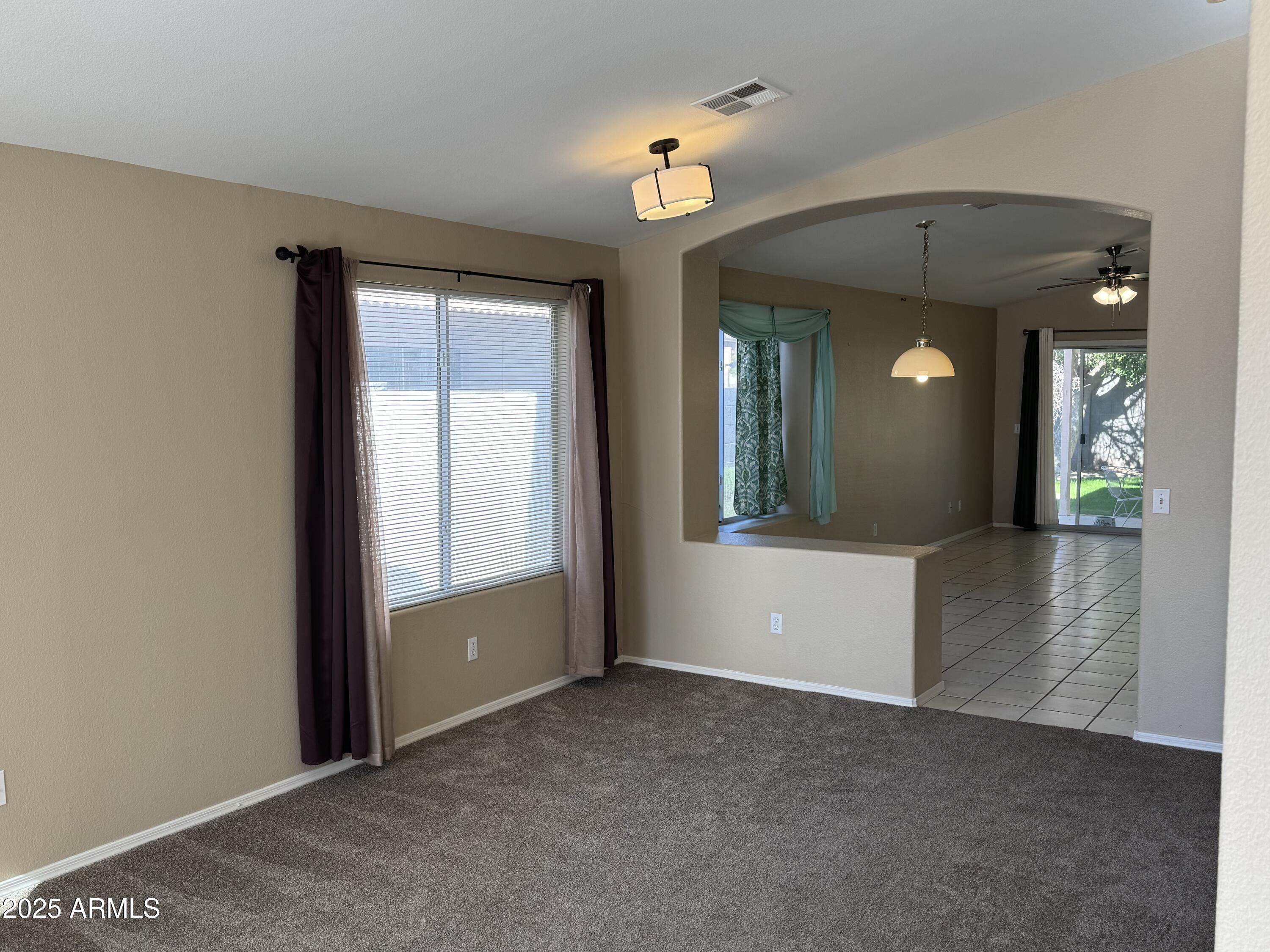 1018 W JUNIPER Avenue