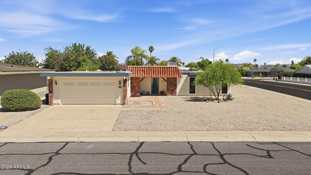 Photo of 10702 W Willowbrook Drive, Sun City, AZ 85373 (MLS # 7016044)