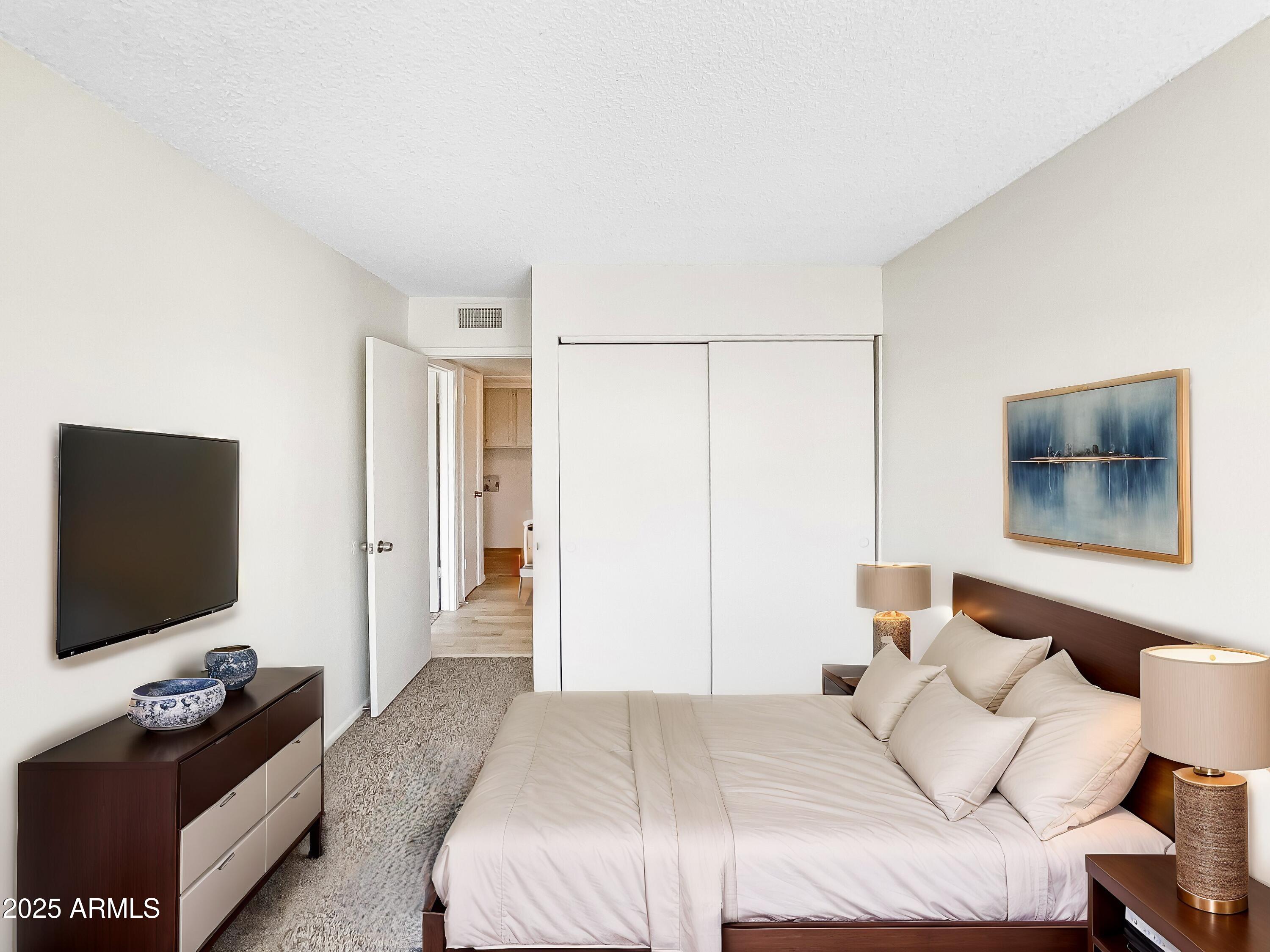 2121 S PENNINGTON -- 58