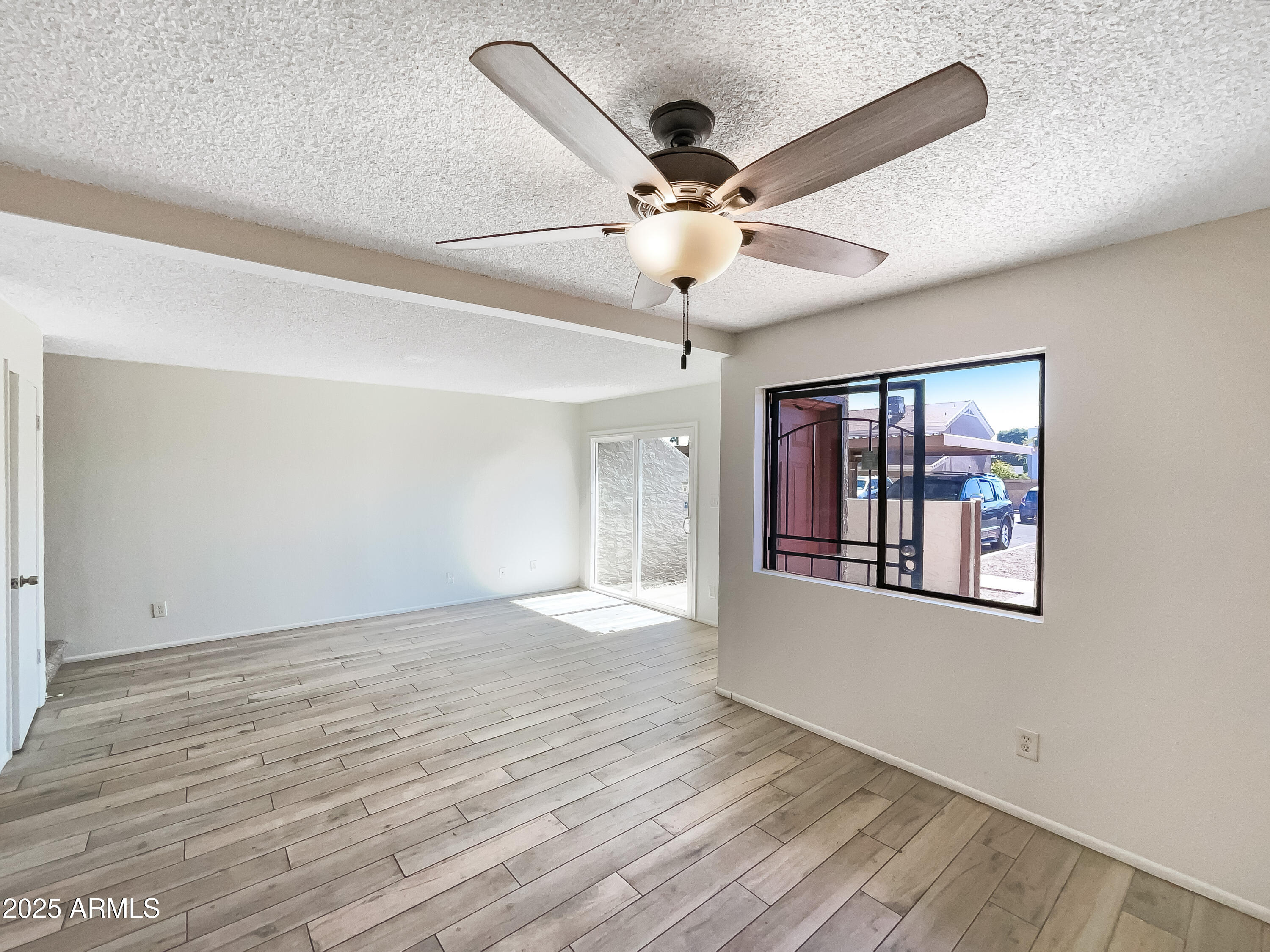 2121 S PENNINGTON -- 58