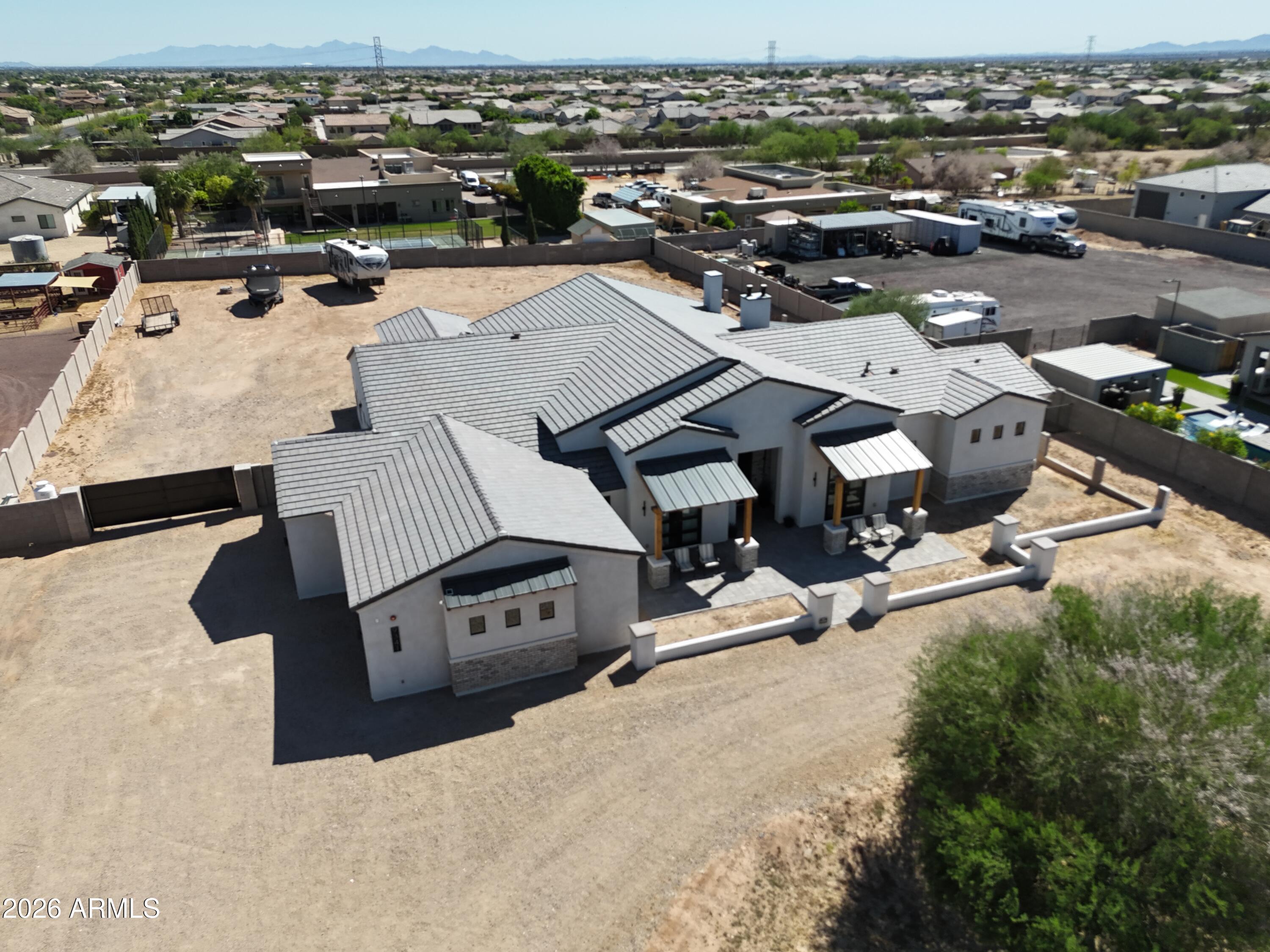 9341 W BUCKSKIN Trail