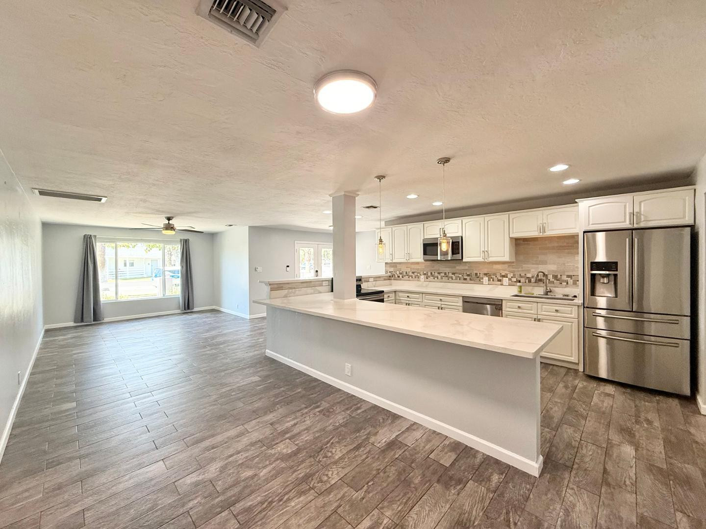 3553 E Monterosa Street