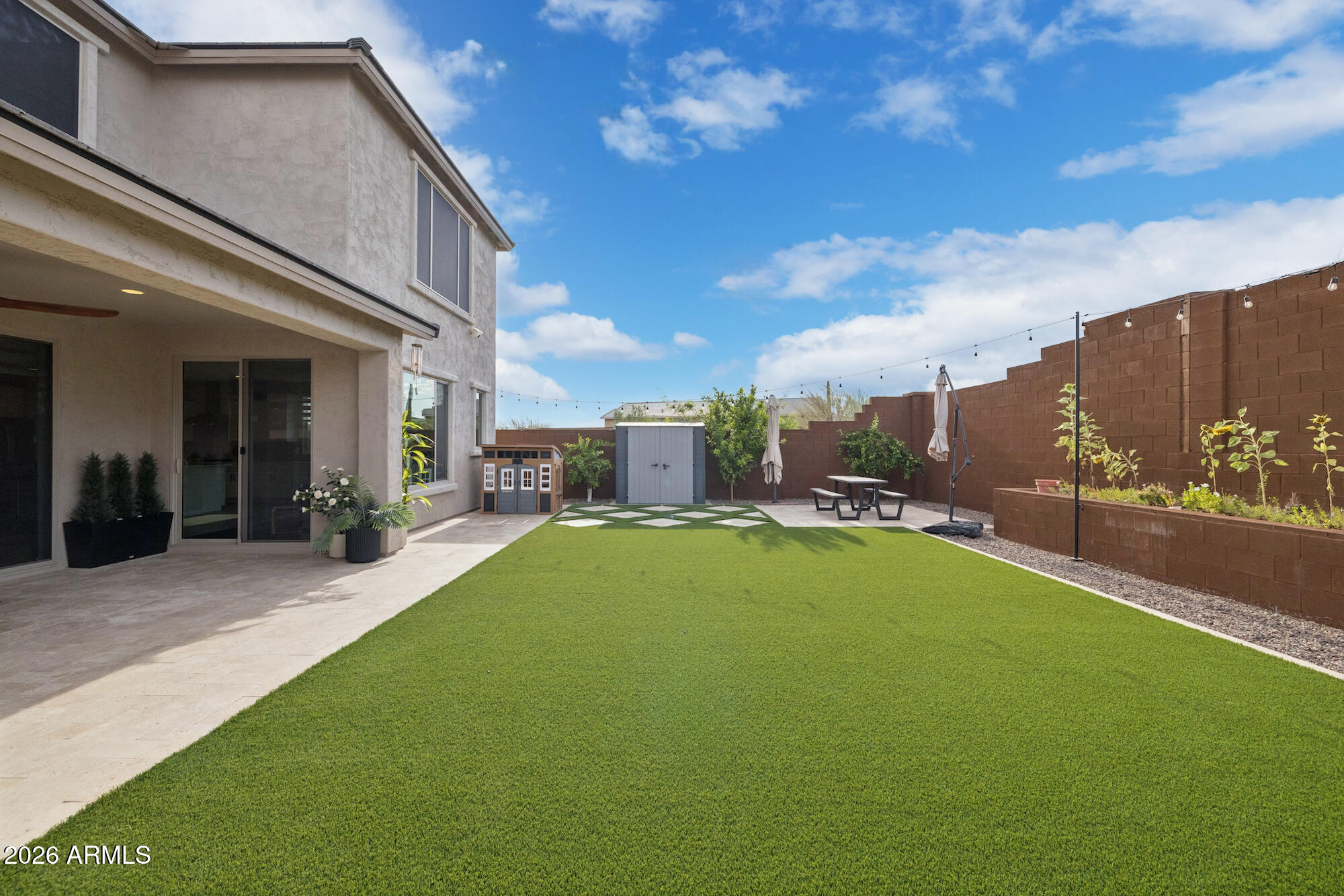 2042 W DESERT FOREST Trail
