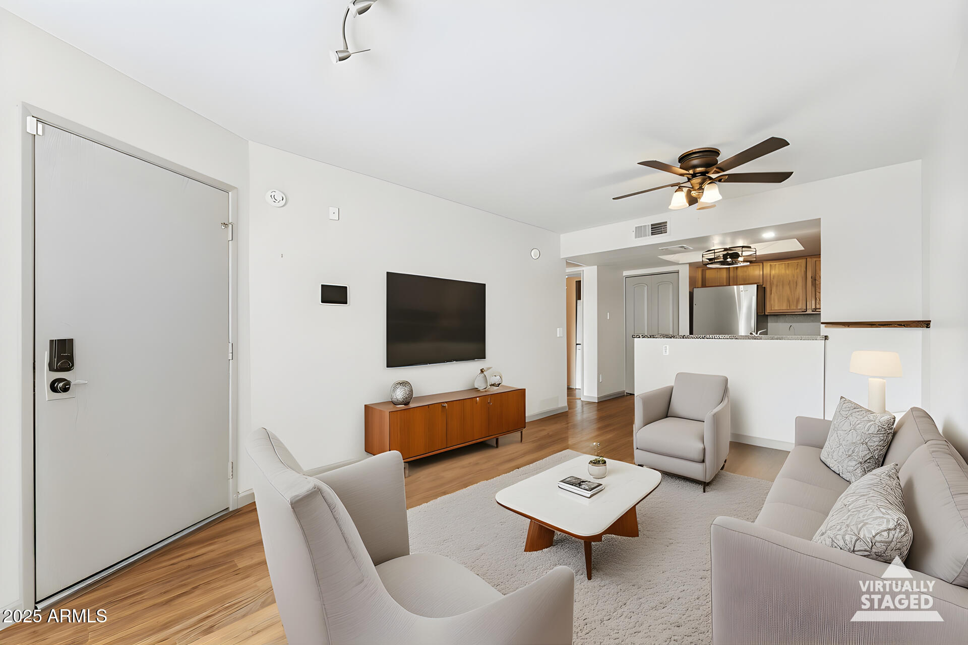 1720 E THUNDERBIRD Road 1070