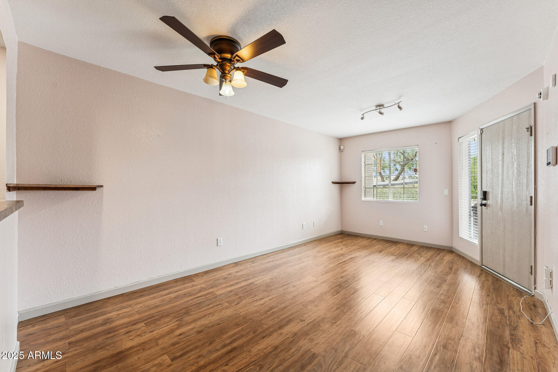 1720 E THUNDERBIRD Road 1070