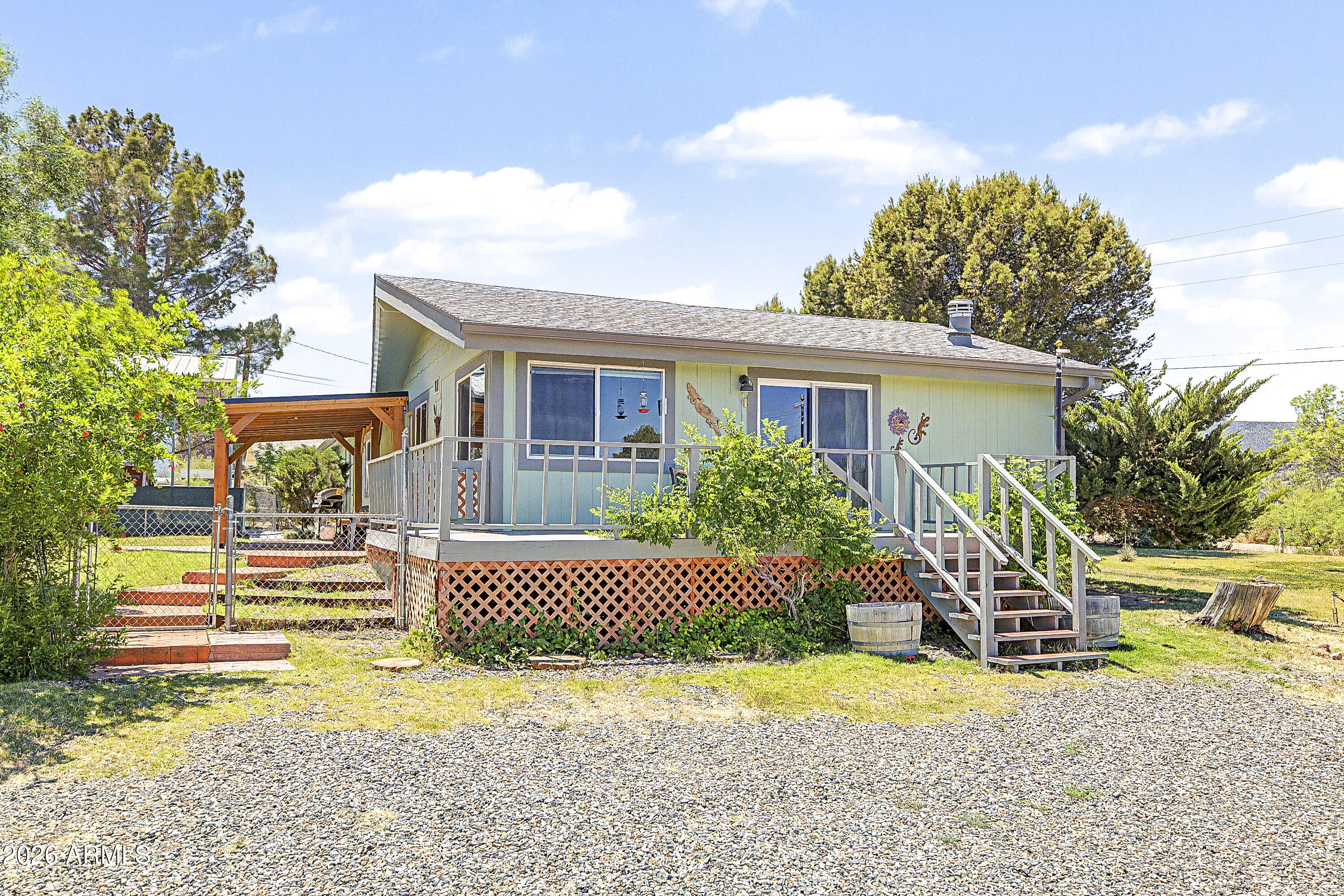 633 Oasis Road