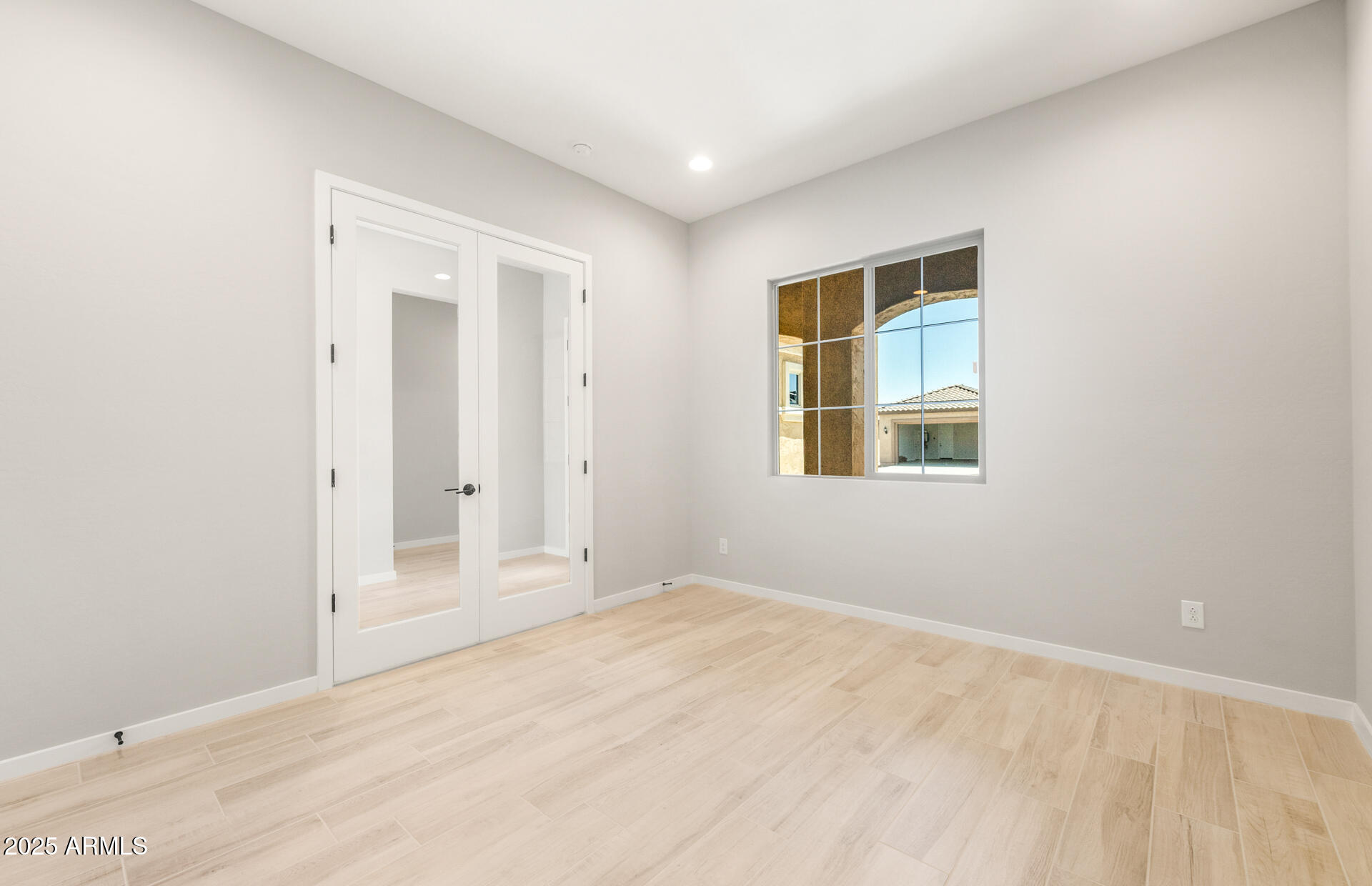 7854 W Mockingbird Way