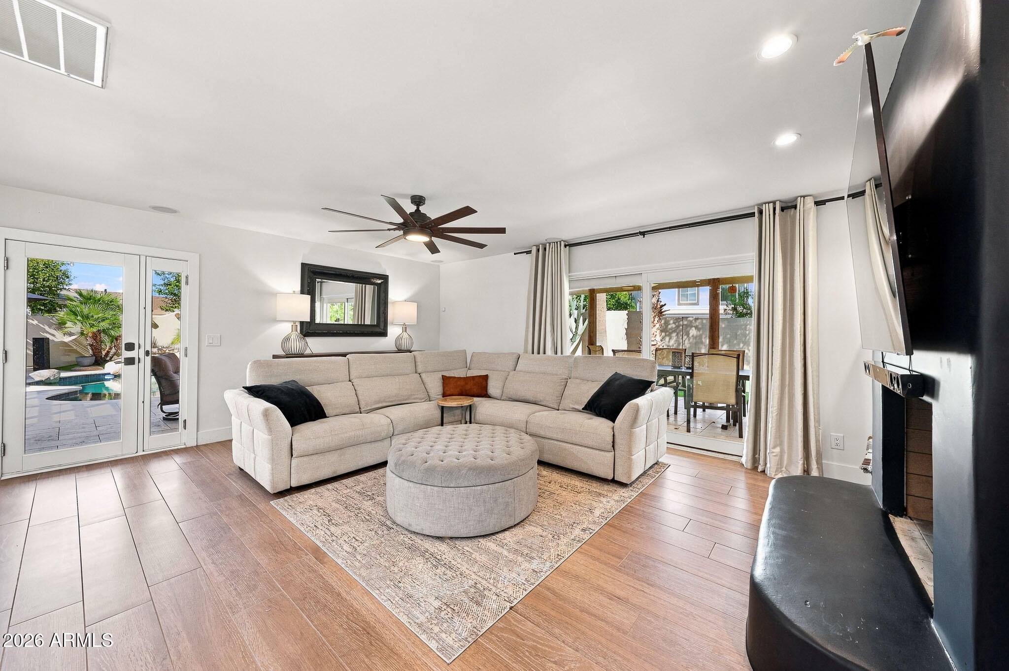 5447 E TERRY Drive