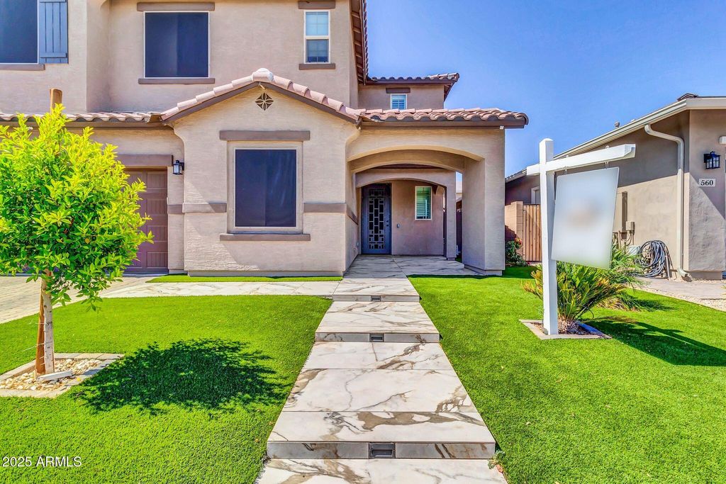 Photo of 550 E Zion Place, Chandler, AZ 85249 (MLS # 6970064)