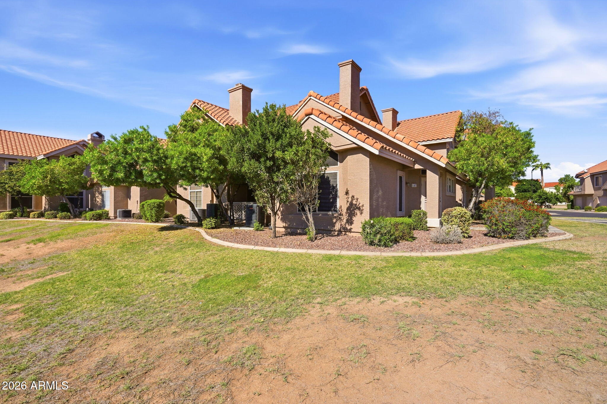 1633 E LAKESIDE Drive 147