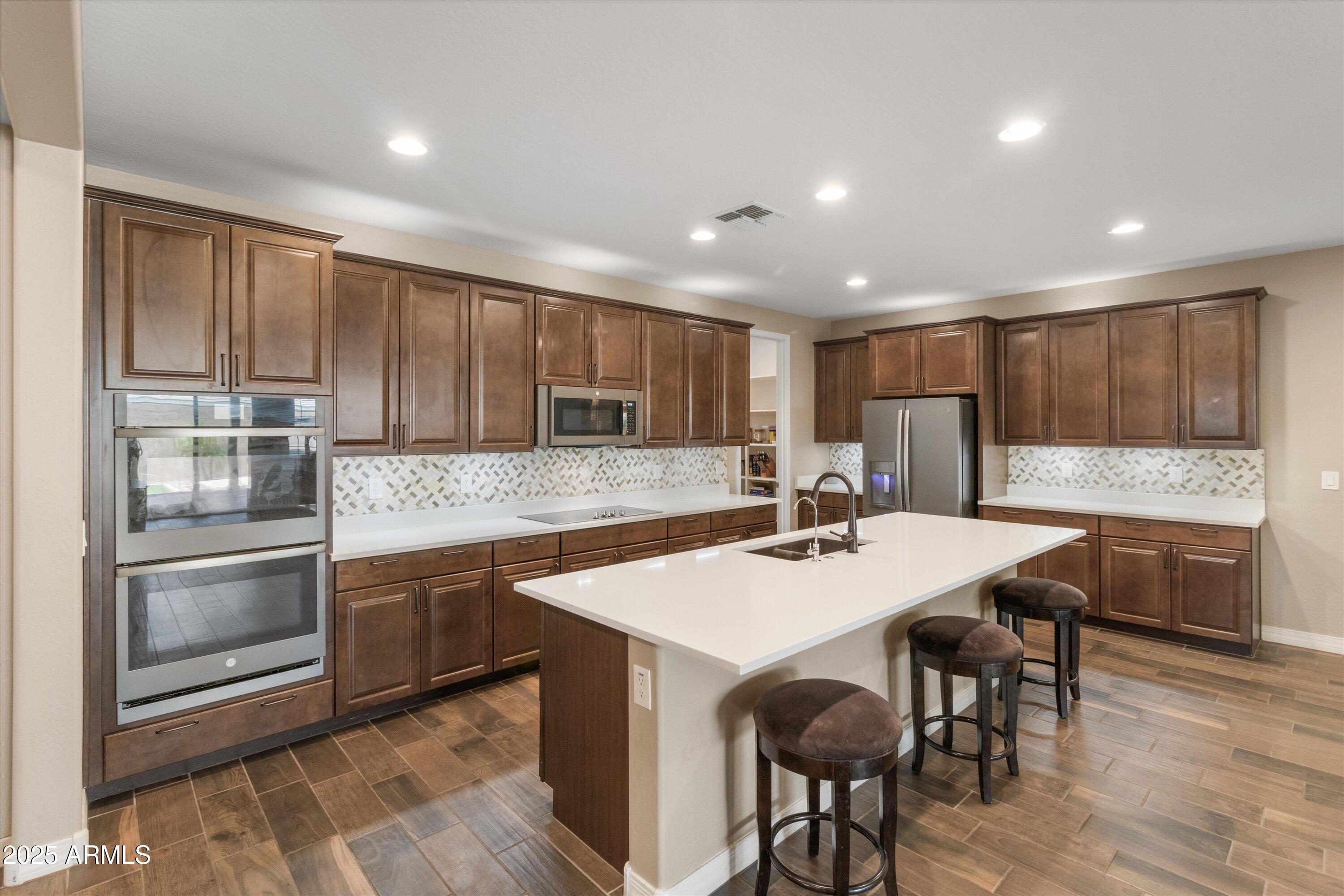 12516 W MCLELLAN Court