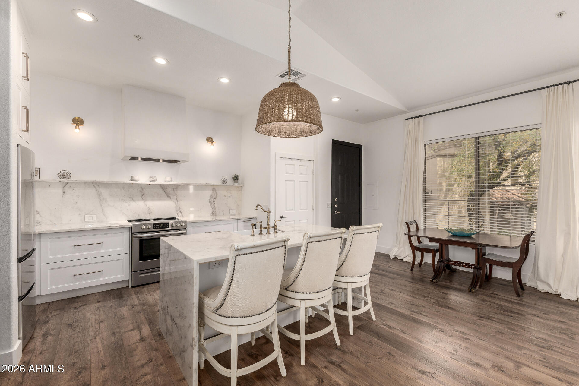 20801 N 90TH Place 228