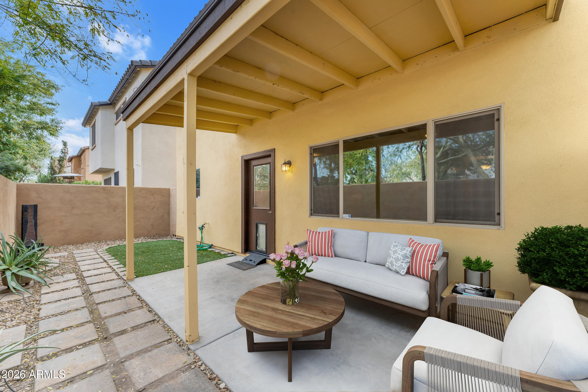 3345 E PINCHOT Avenue 12