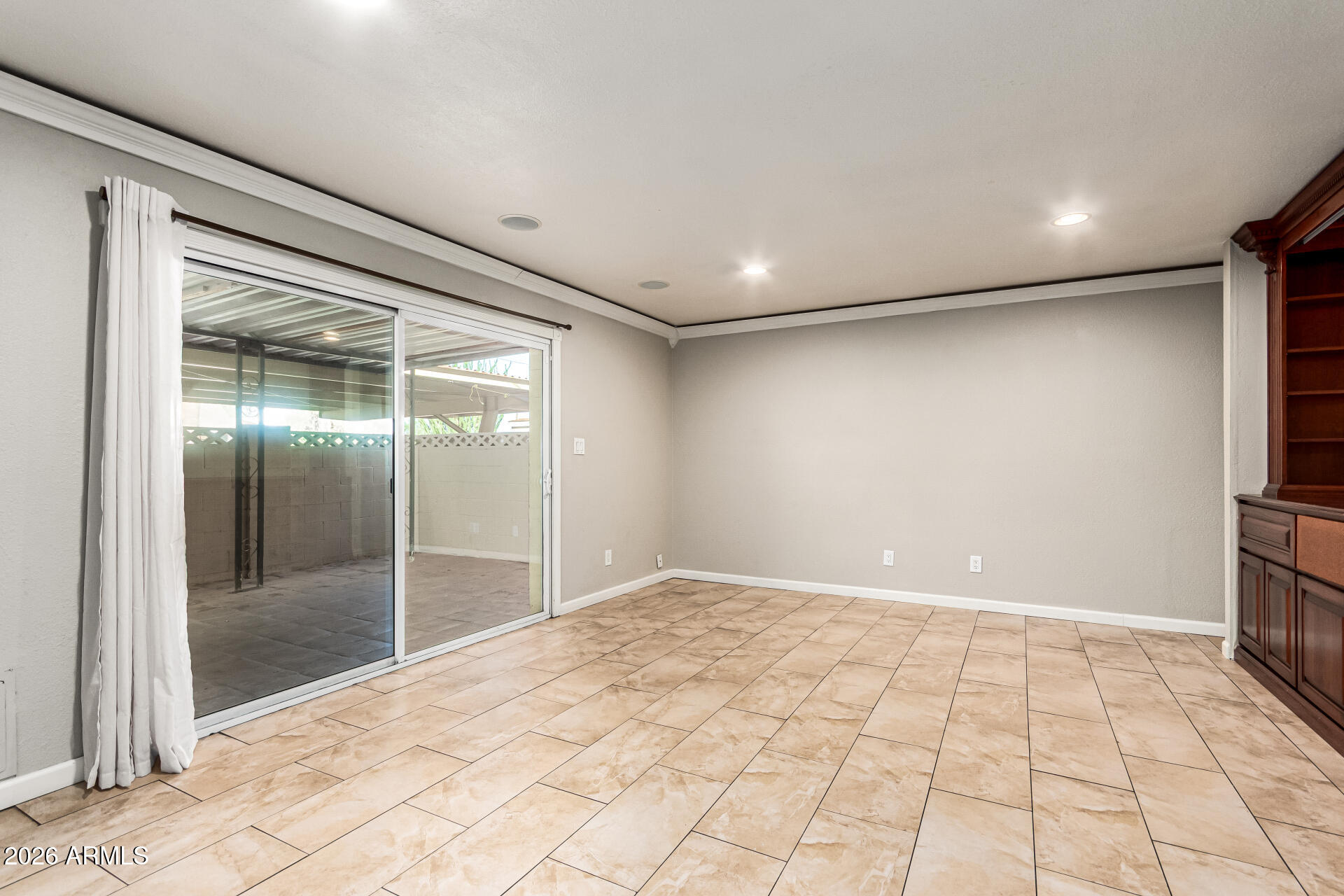 8564 E MCDONALD Drive