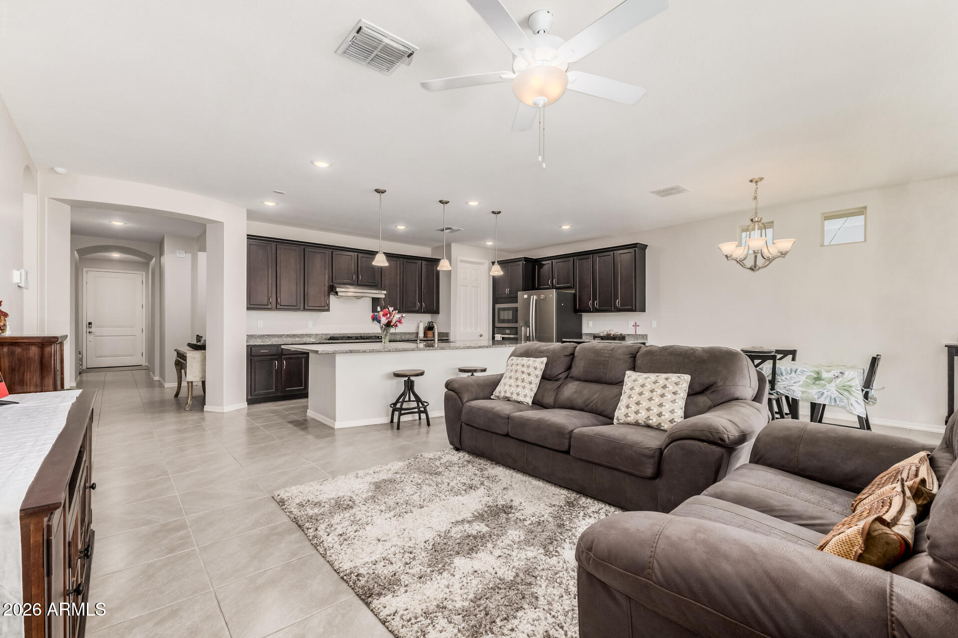 15301 W MORELAND Street