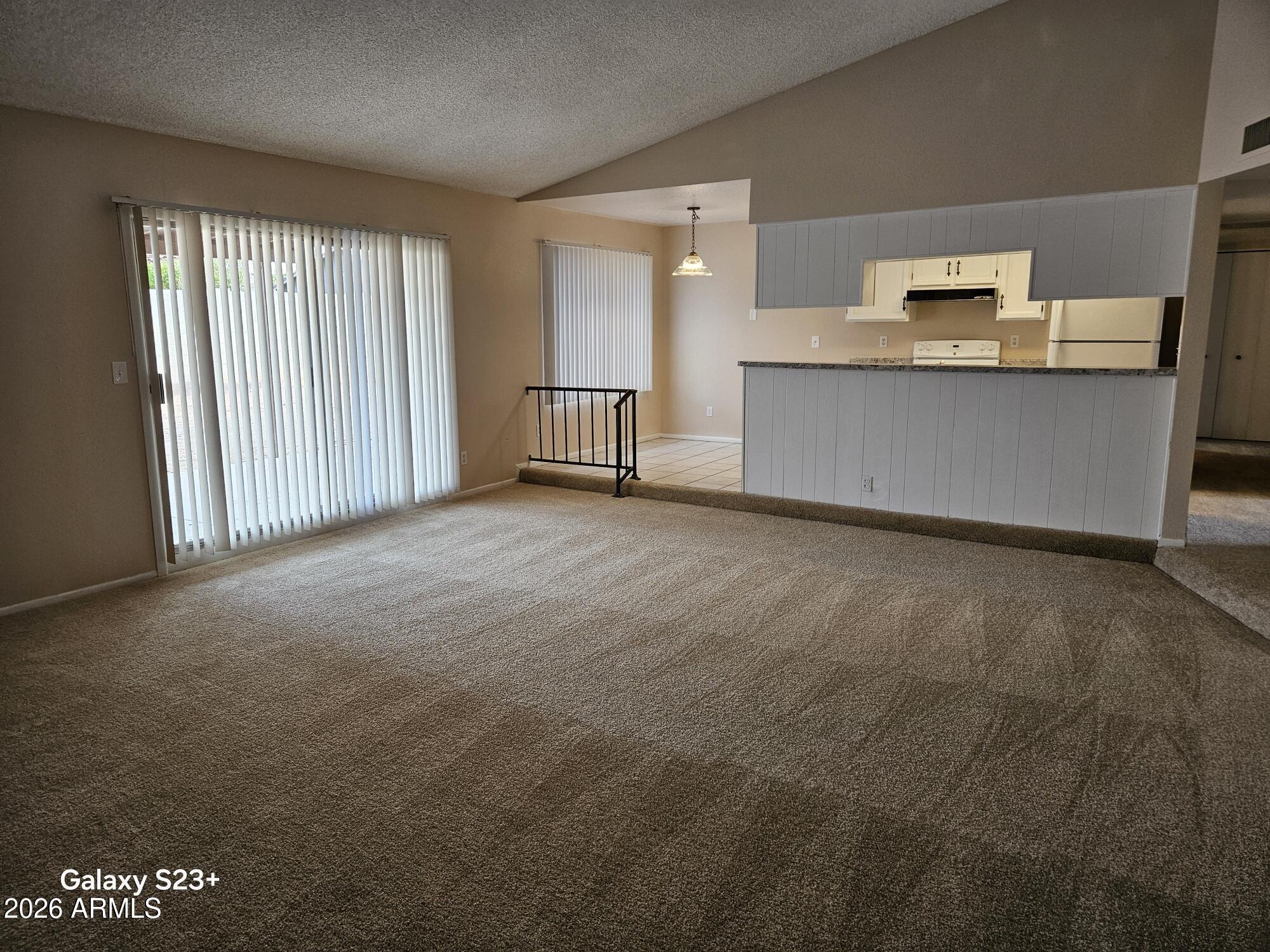 3223 N WOODBURNE Drive