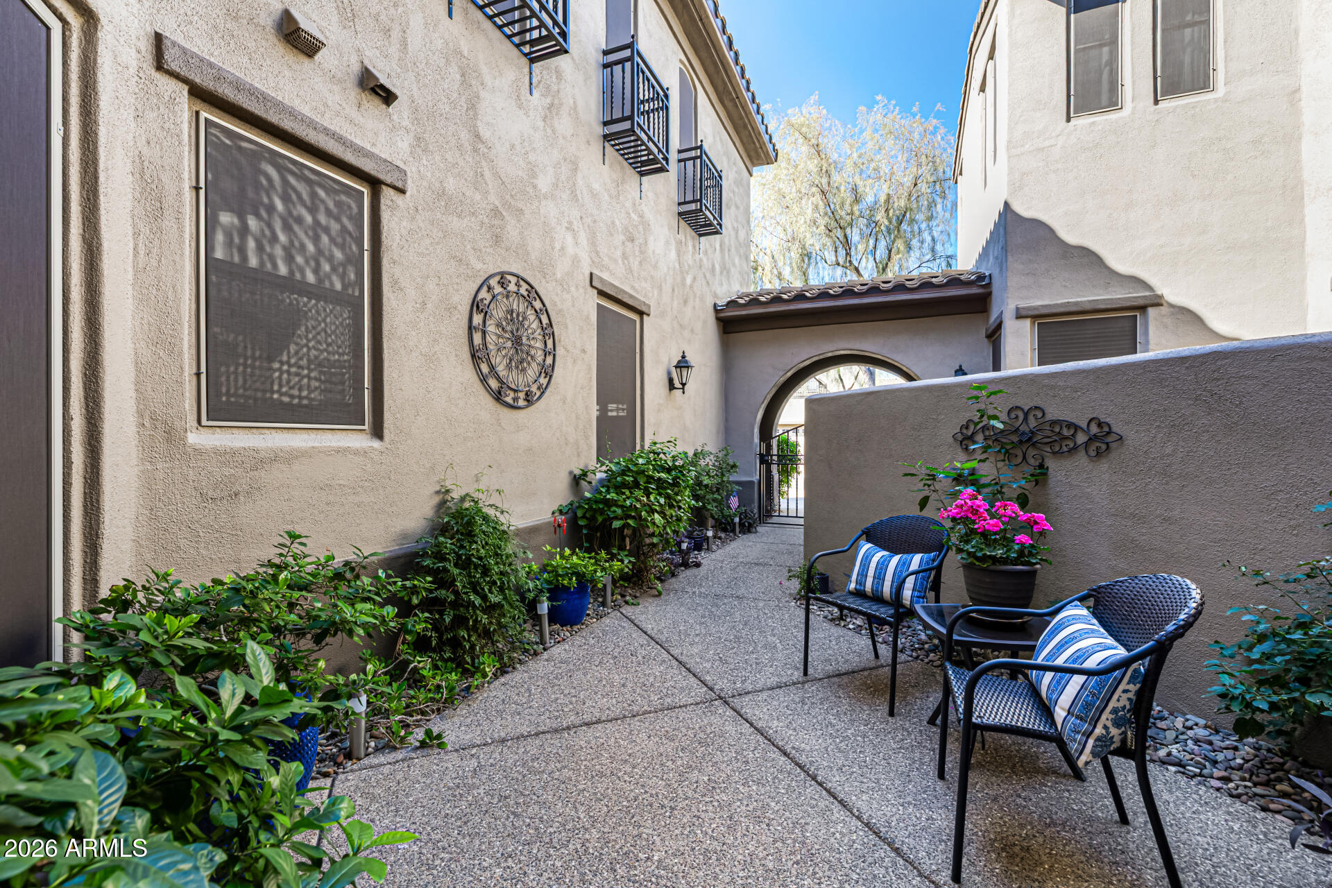 20802 N Grayhawk Drive 1038