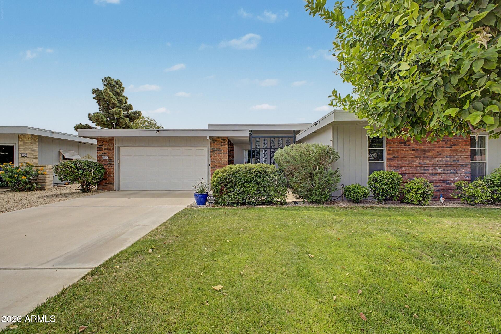 10333 W HIGHWOOD Lane