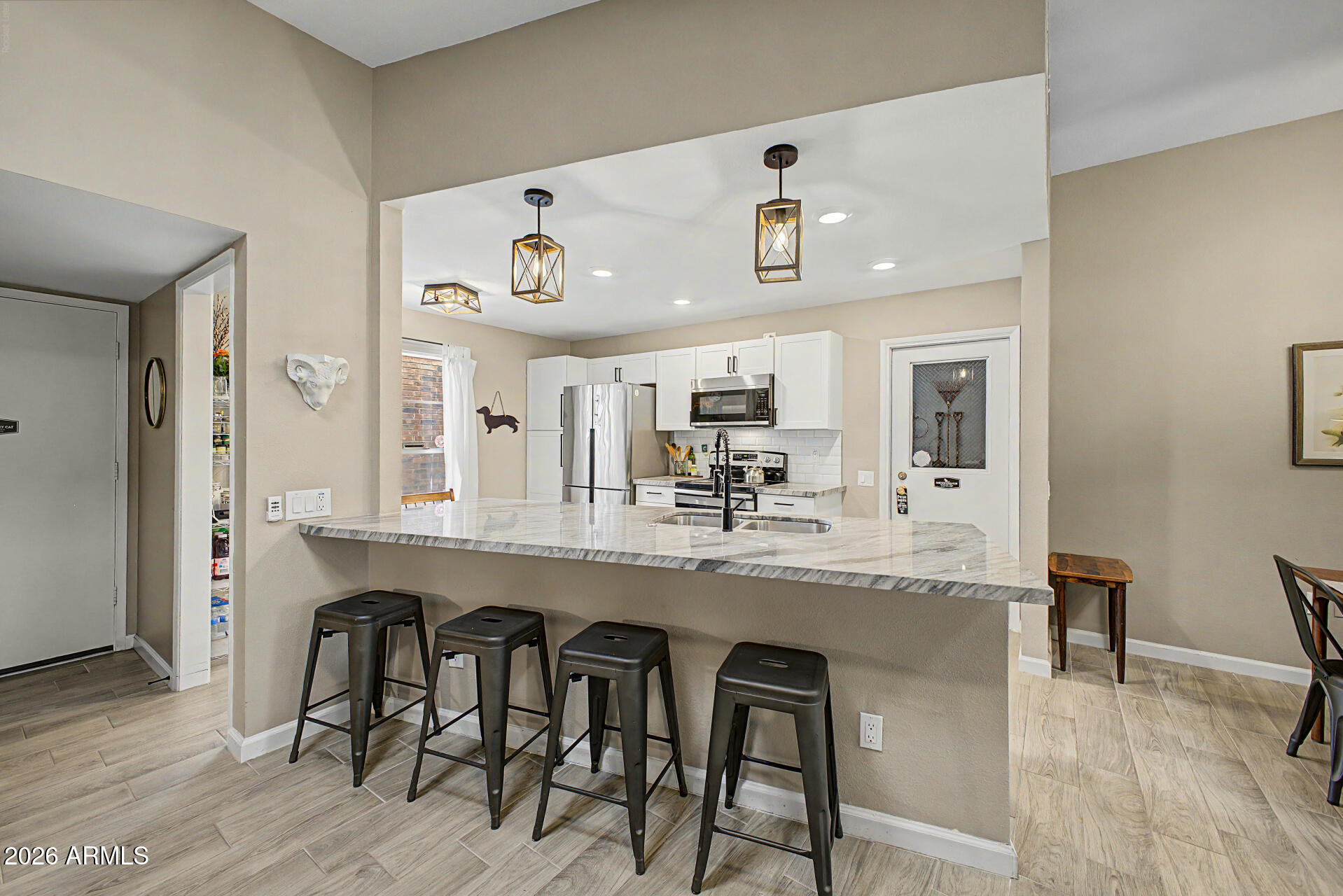 10333 W HIGHWOOD Lane