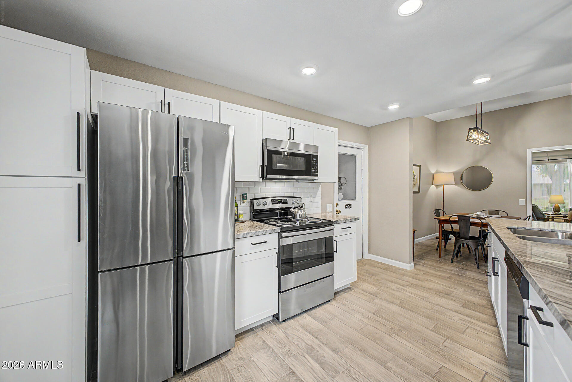 10333 W HIGHWOOD Lane