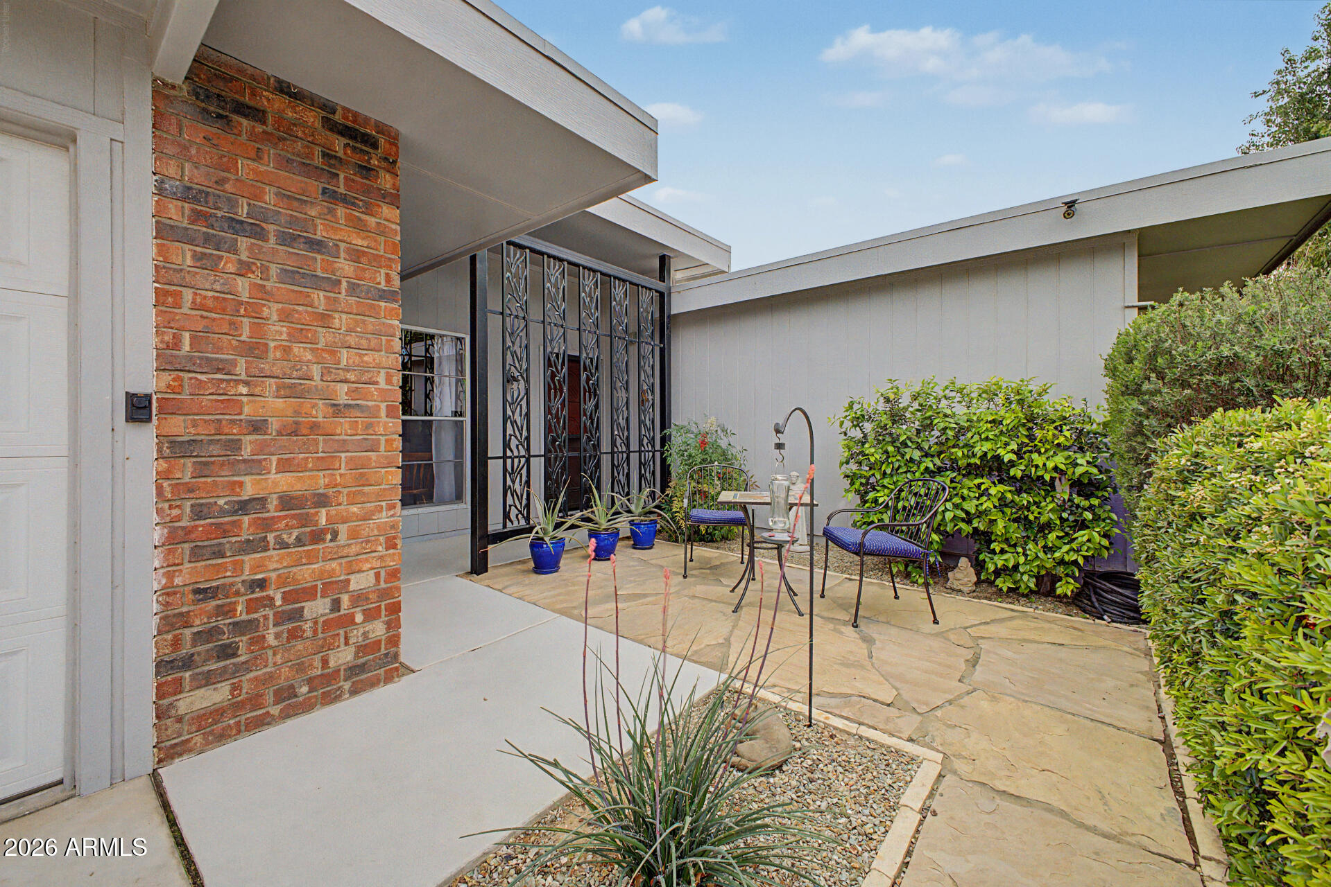 10333 W HIGHWOOD Lane