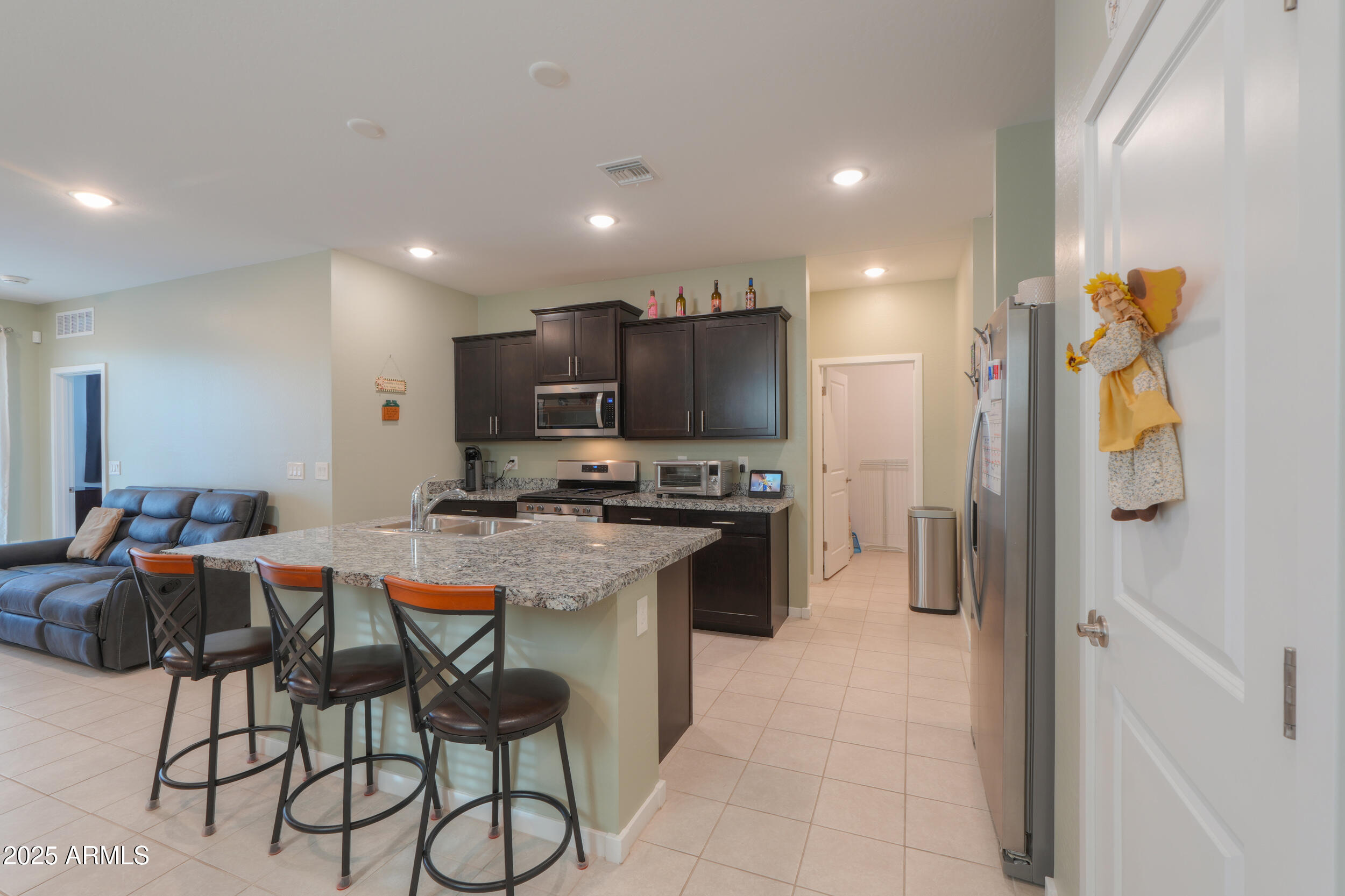 40010 W RIO LOBO Drive