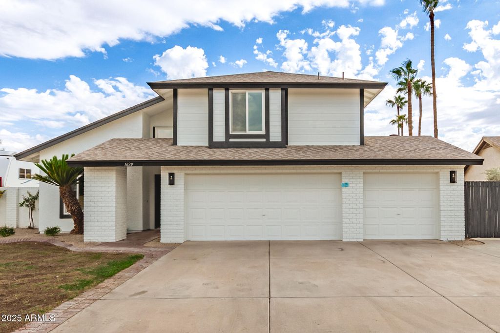 Photo of 1629 W Gila Lane, Chandler, AZ 85224 (MLS # 6928652)
