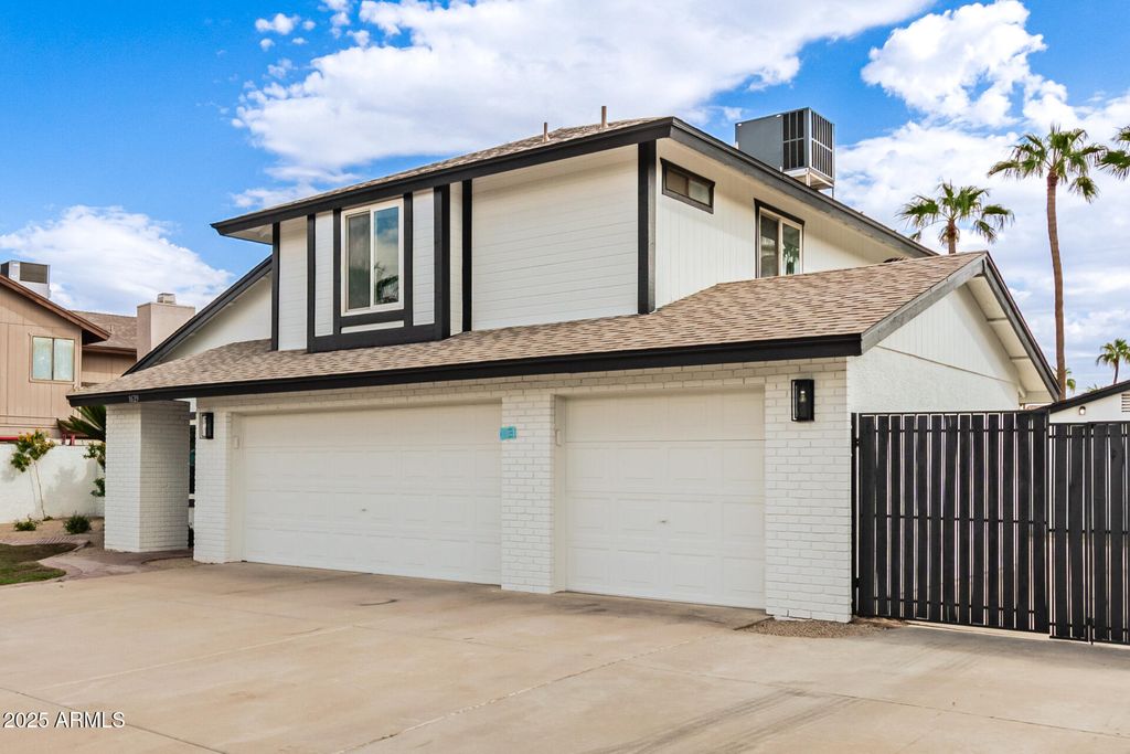Photo of 1629 W Gila Lane, Chandler, AZ 85224 (MLS # 6928652)