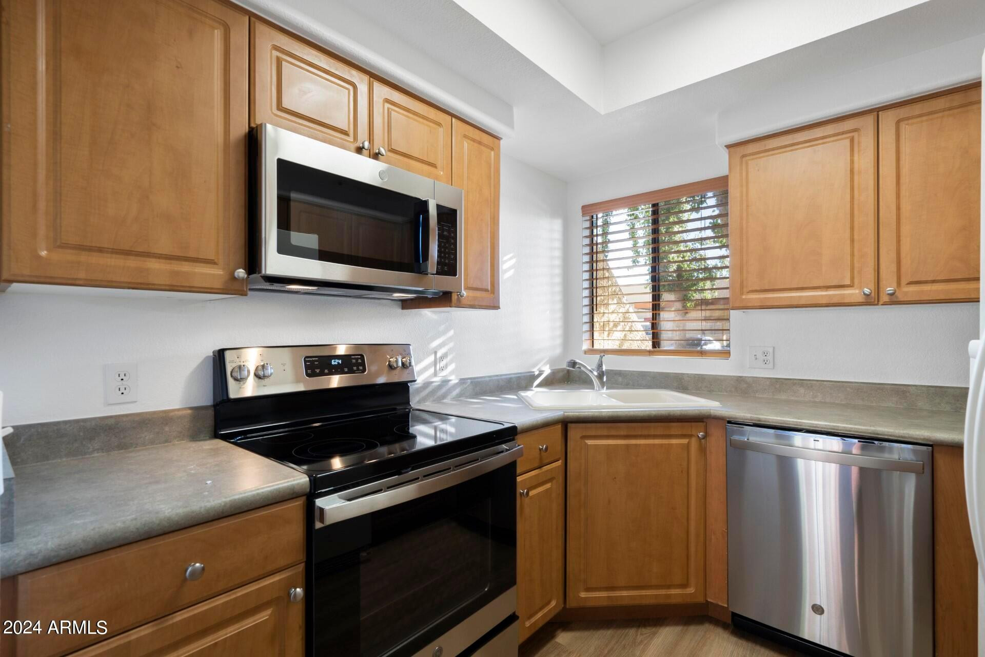 7008 E Gold Dust Avenue 103
