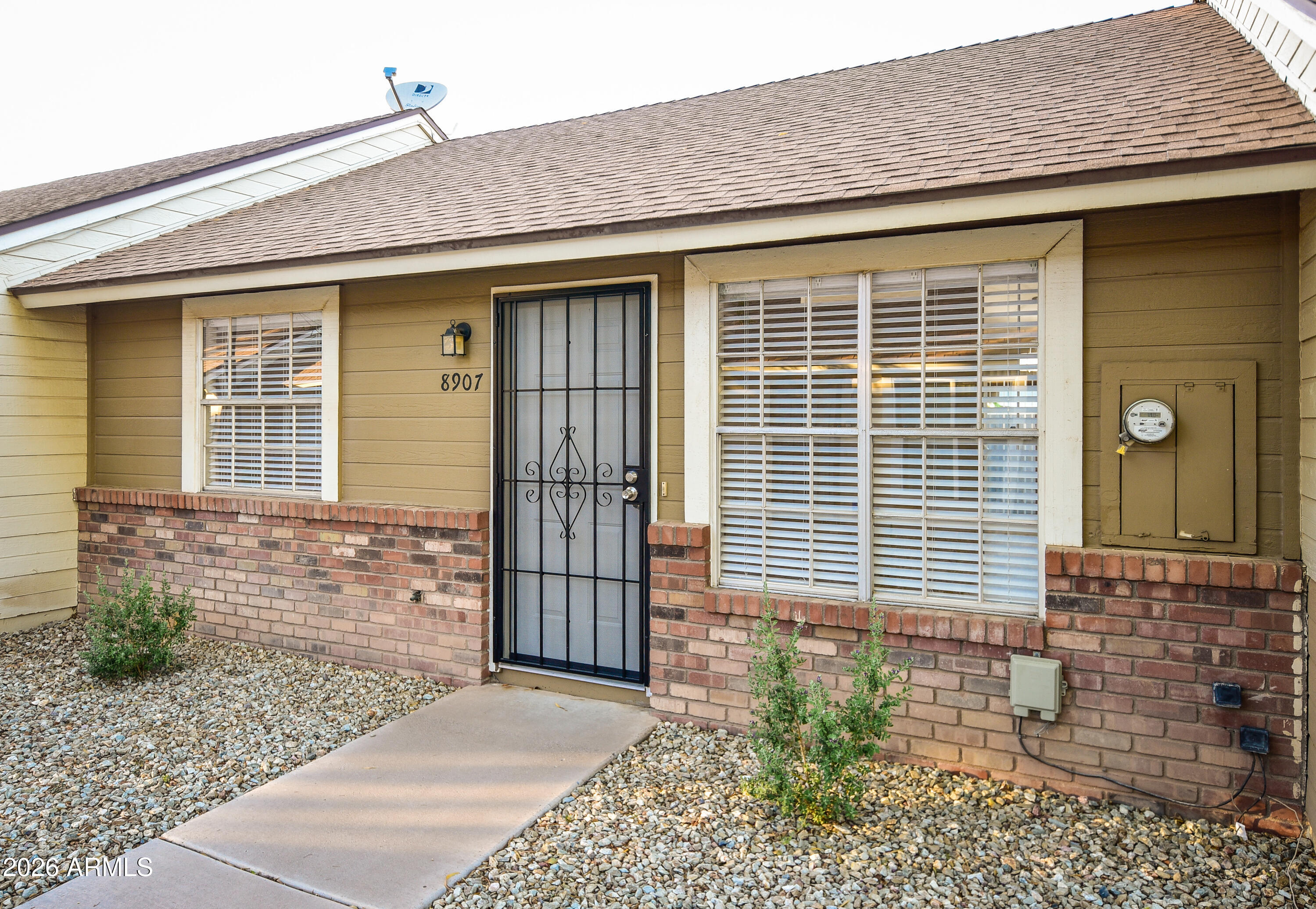 8907 W MANZANITA Drive