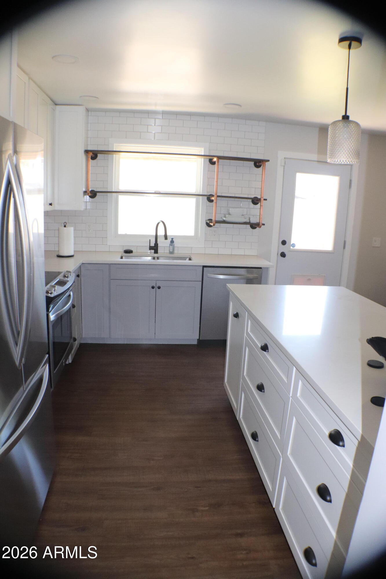 1639 W 5TH Place