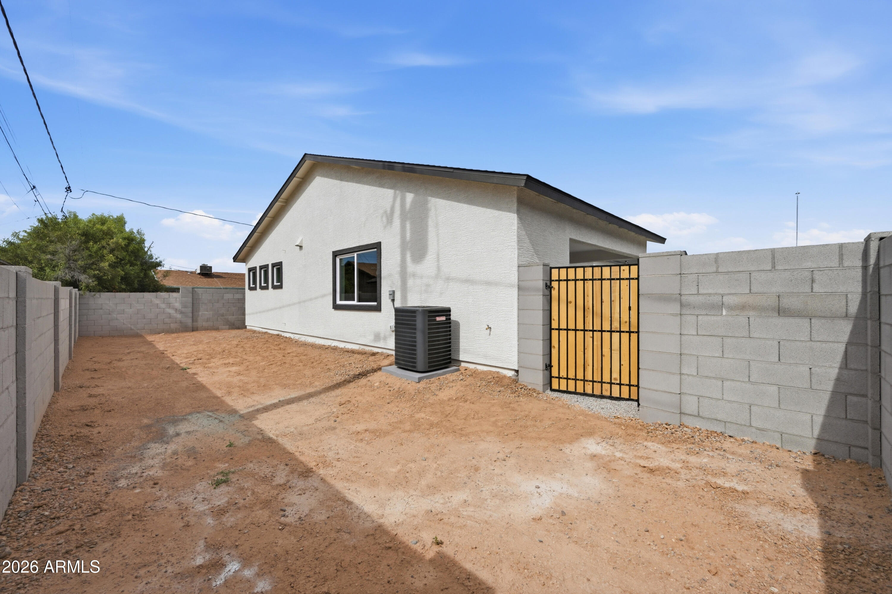 GLENWOOD PARKWAY - Residential Income