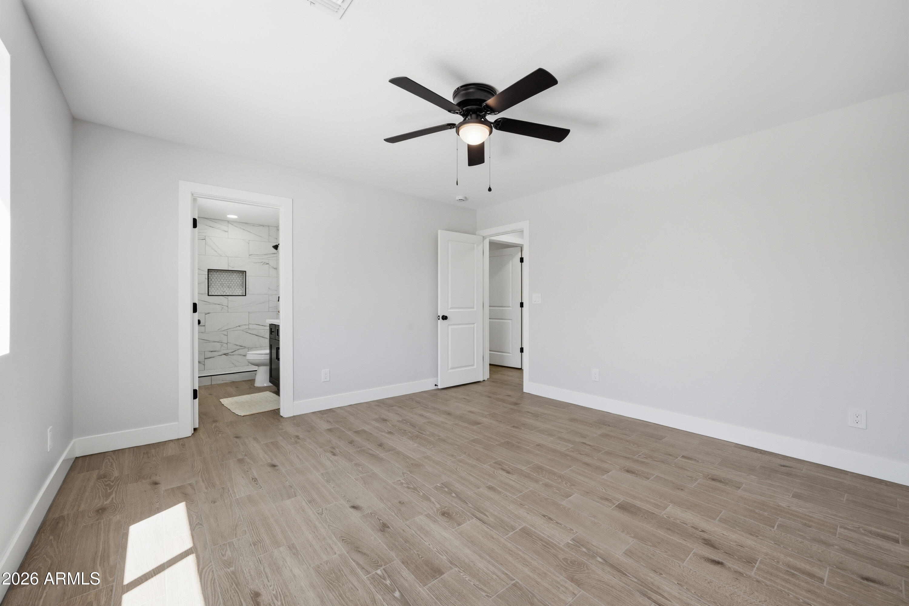 GLENWOOD PARKWAY - Residential Income
