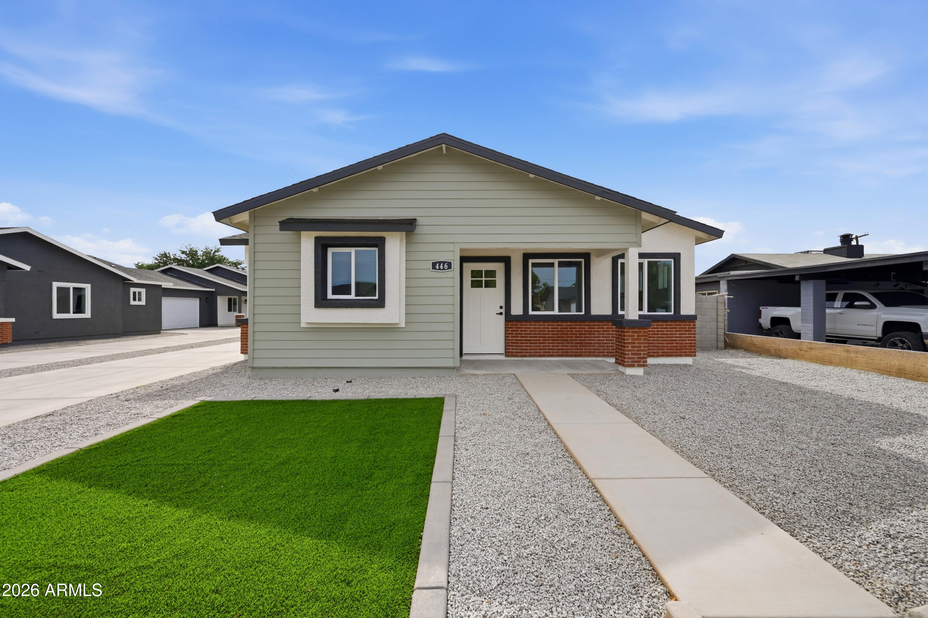 446 S PIONEER --