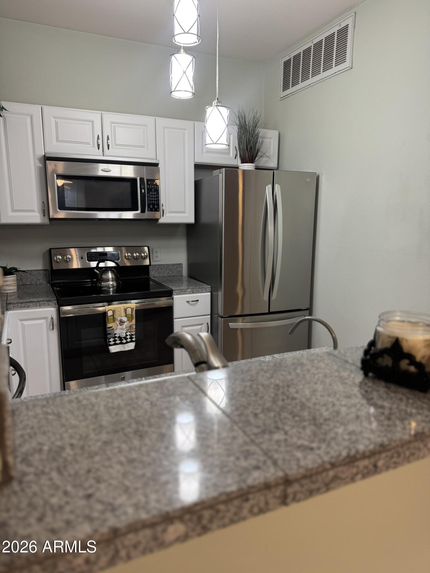 1500 E PUSCH WILDERNESS Drive 2102