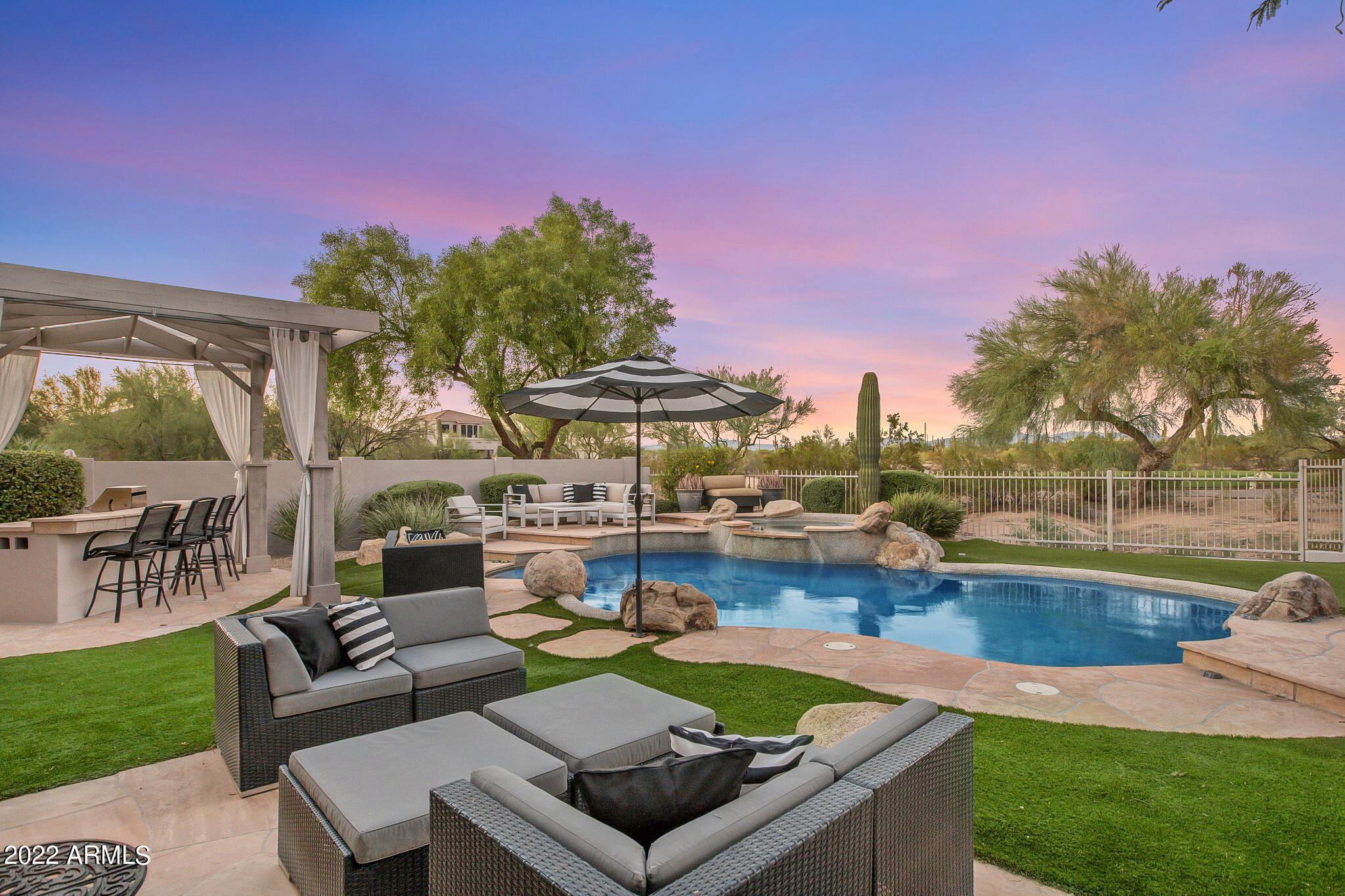 5222 E HASHKNIFE Road