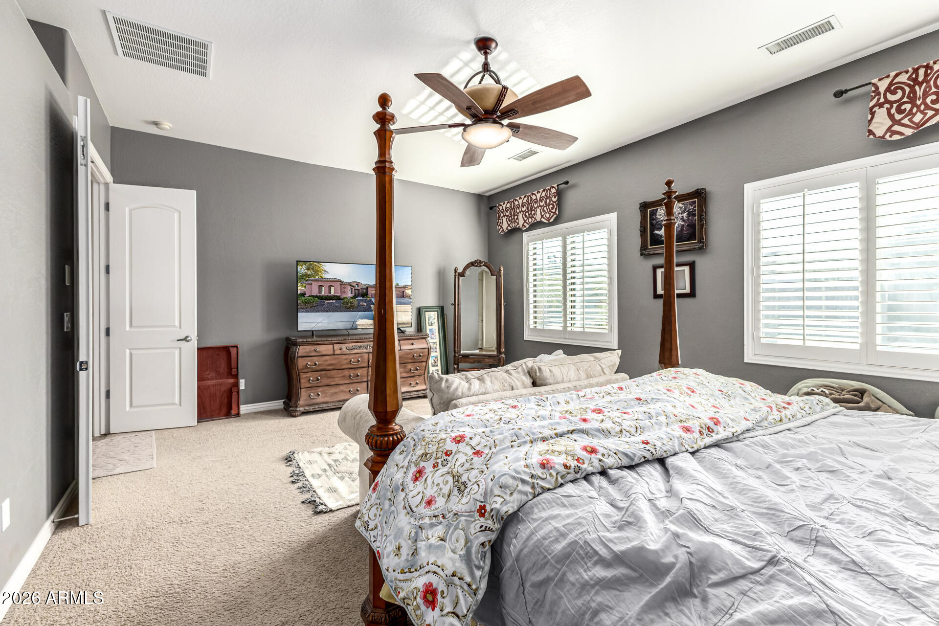 VAQUERO ESTATES - Residential