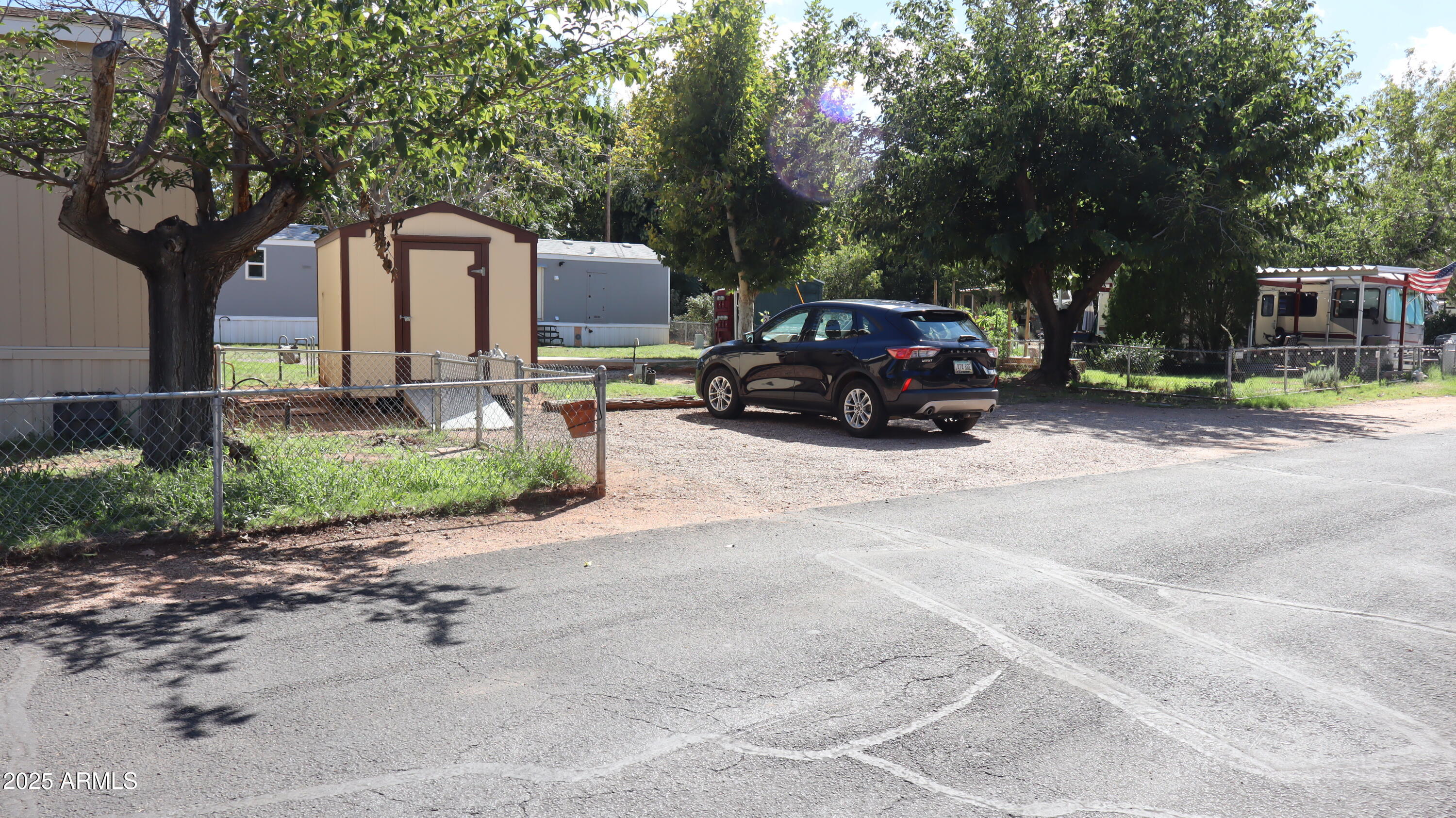 Thunderbird Mobile Home Park - Residential