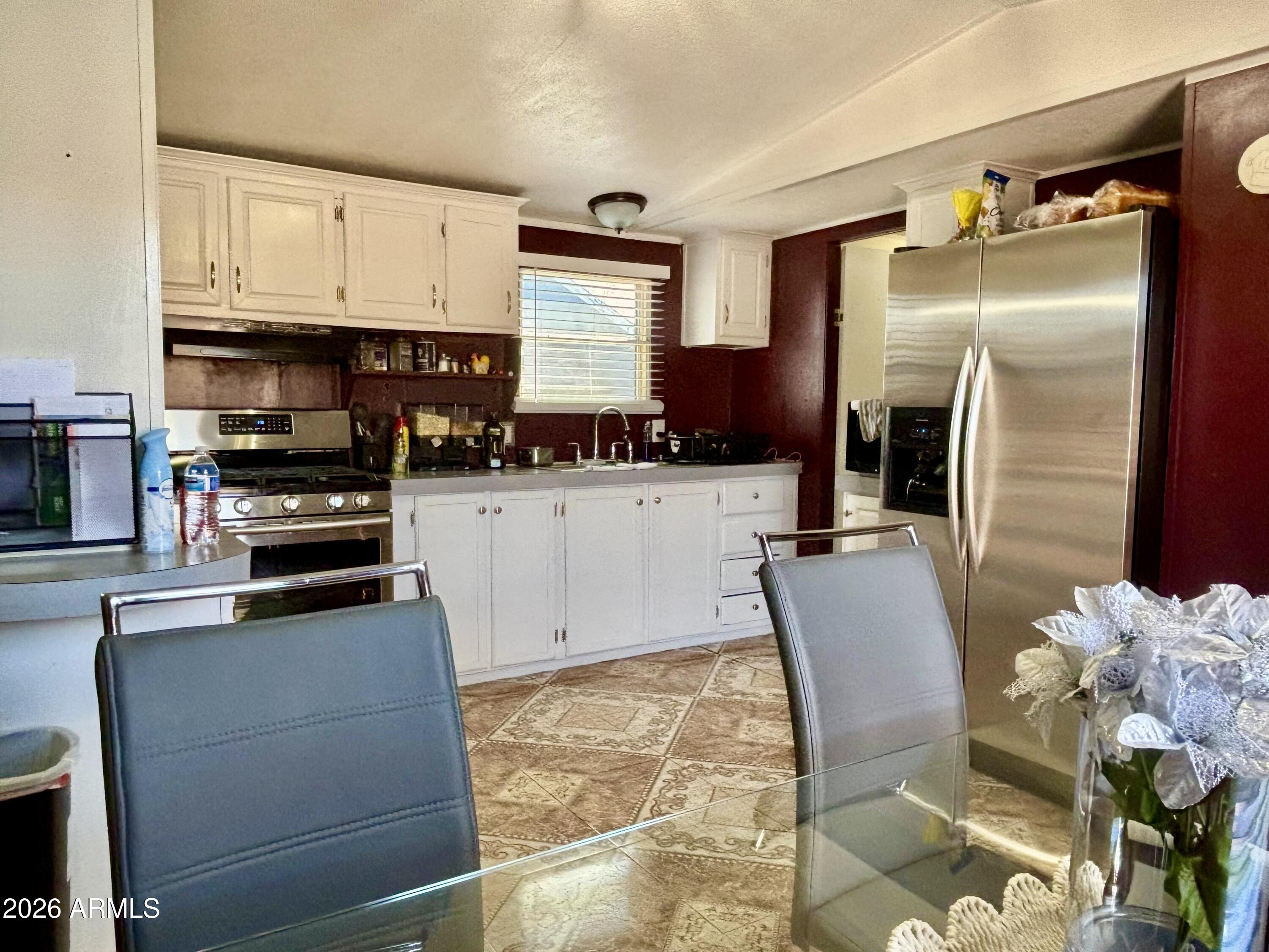 5484 N 43RD Avenue 5