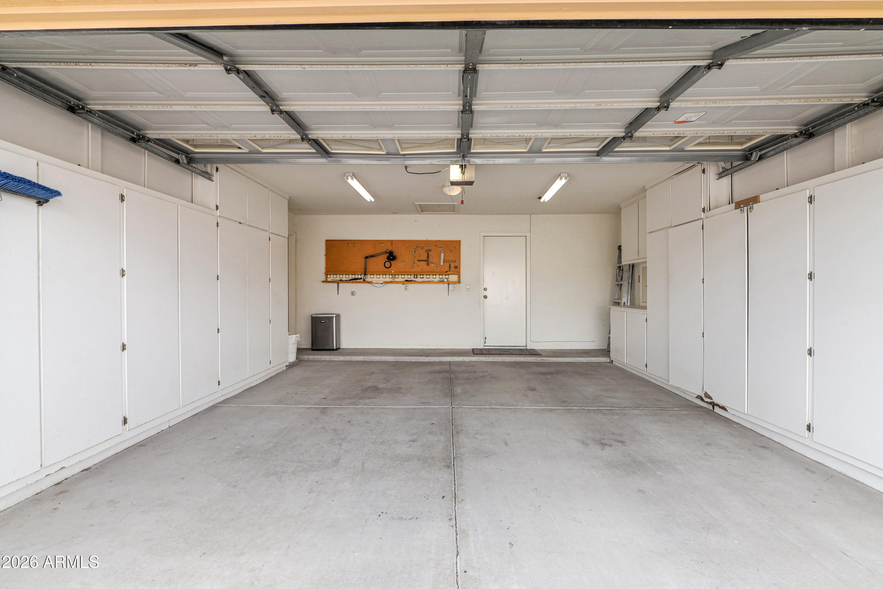 9203 W BEHREND Drive