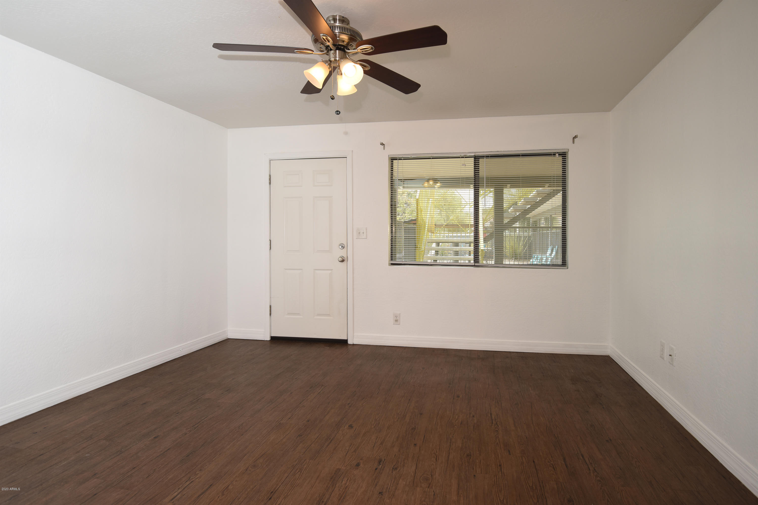 502 E MARIPOSA Street 106